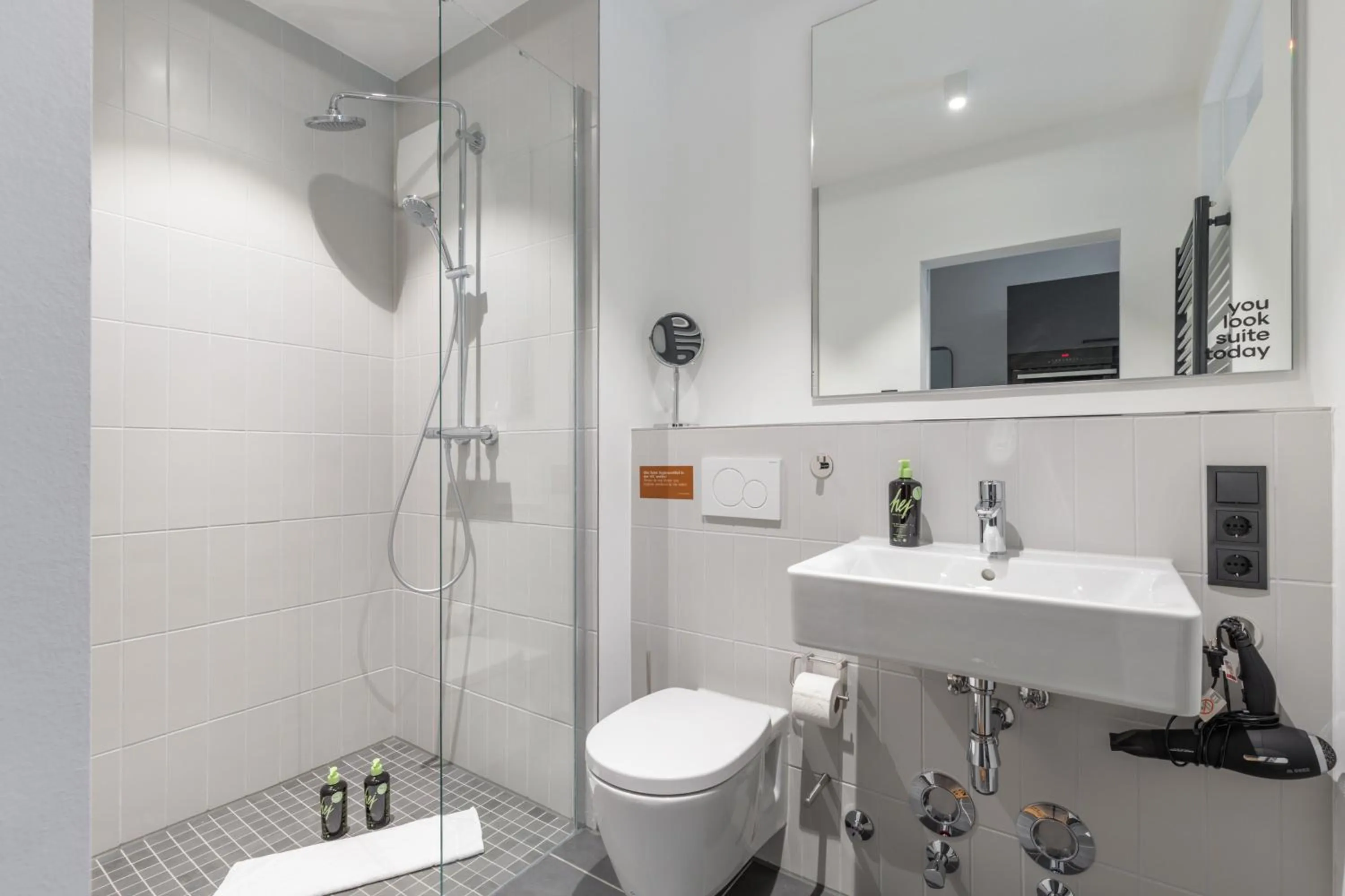 Shower in Limehome Münster Von-Steuben-Str - Digital Access