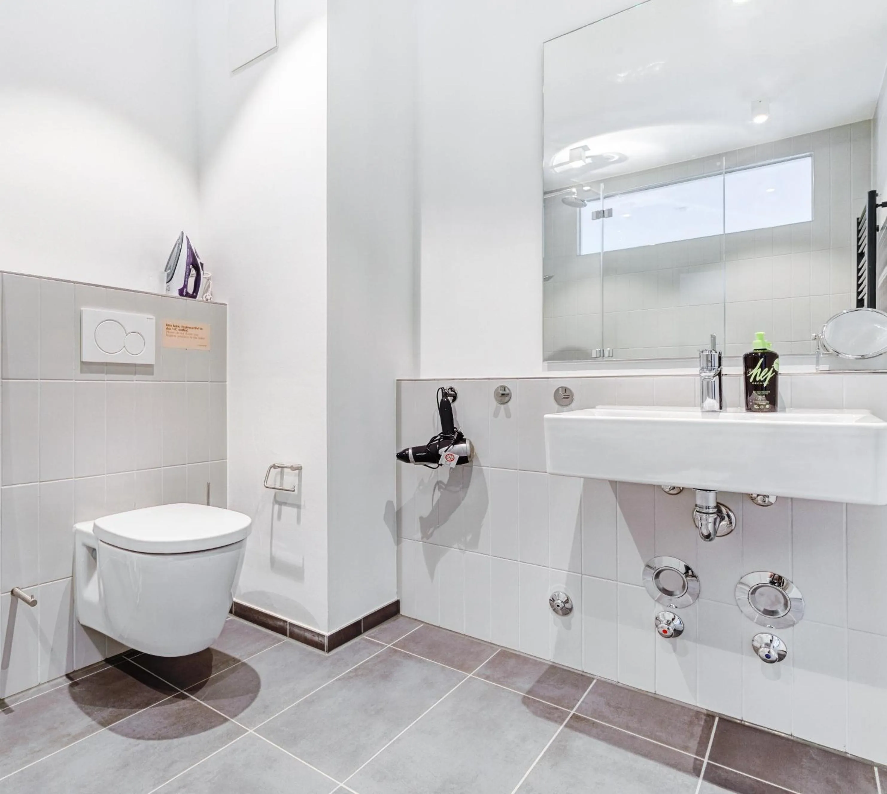 Bathroom in Limehome Münster Von-Steuben-Str - Digital Access