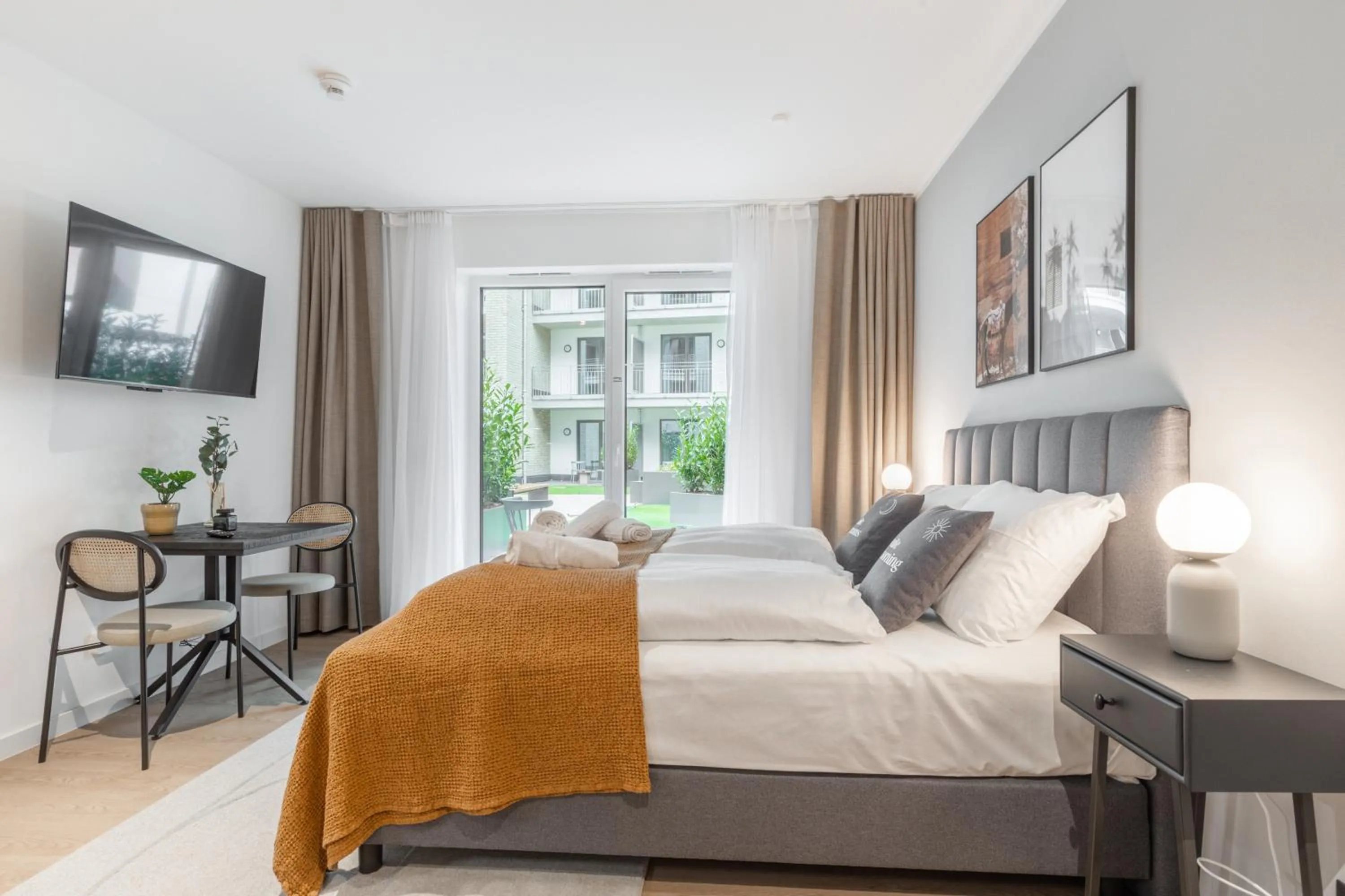 Bed in Limehome Münster Von-Steuben-Str - Digital Access