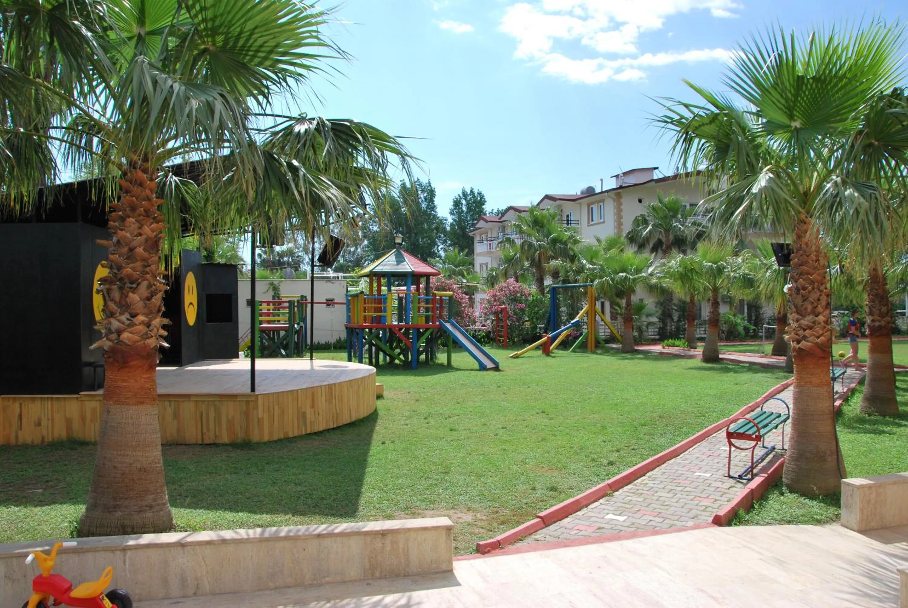 Children play ground in CASTLE PARK HOTEL