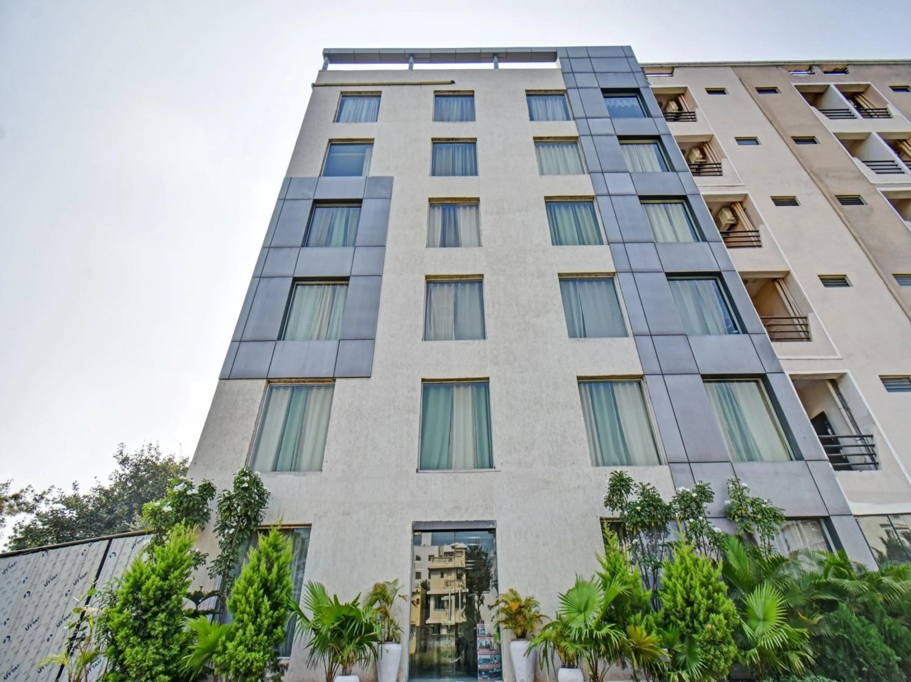 Facade/entrance in Townhouse Classio Suites