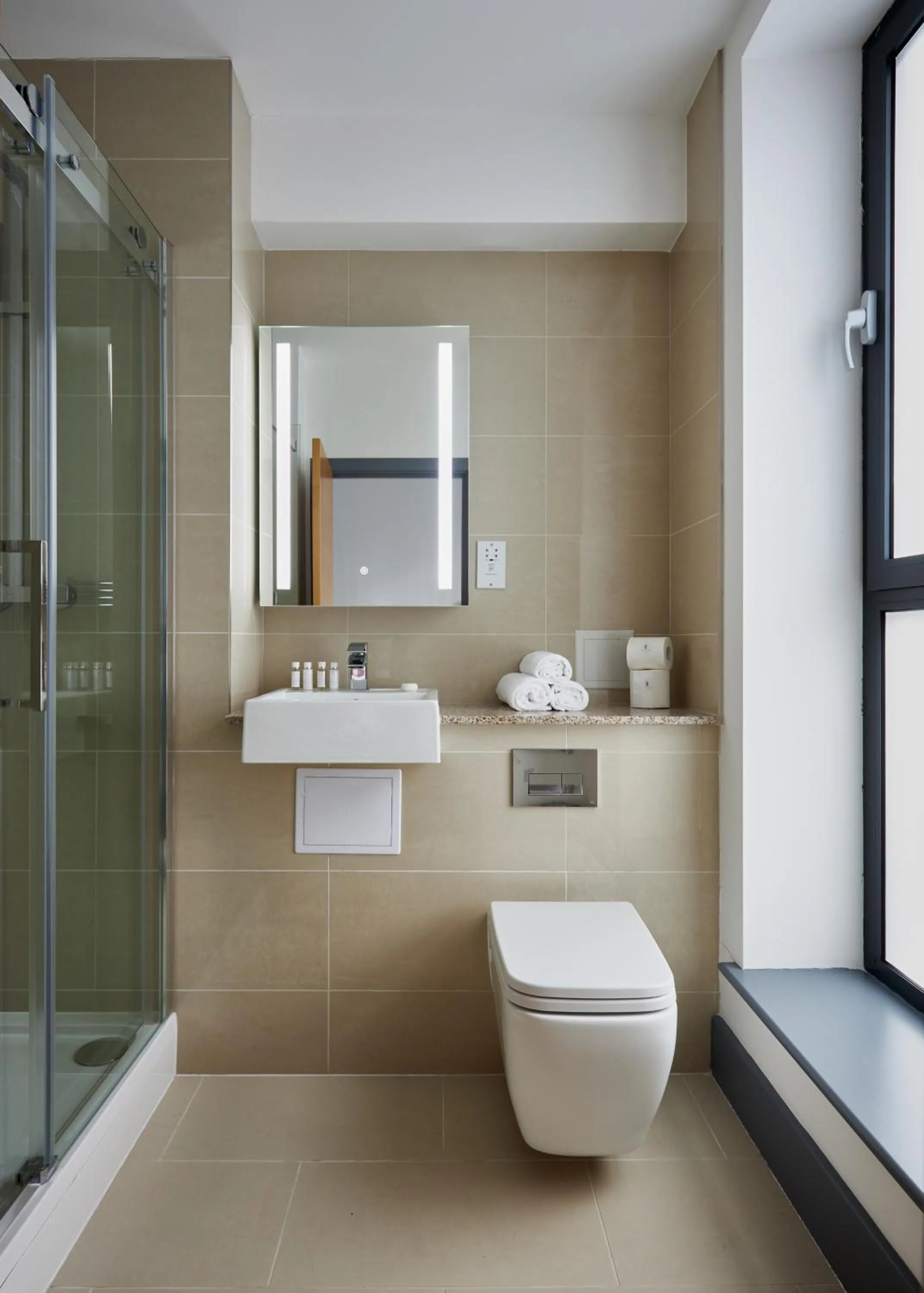 Toilet in Canning Town by Viridian Apartments
