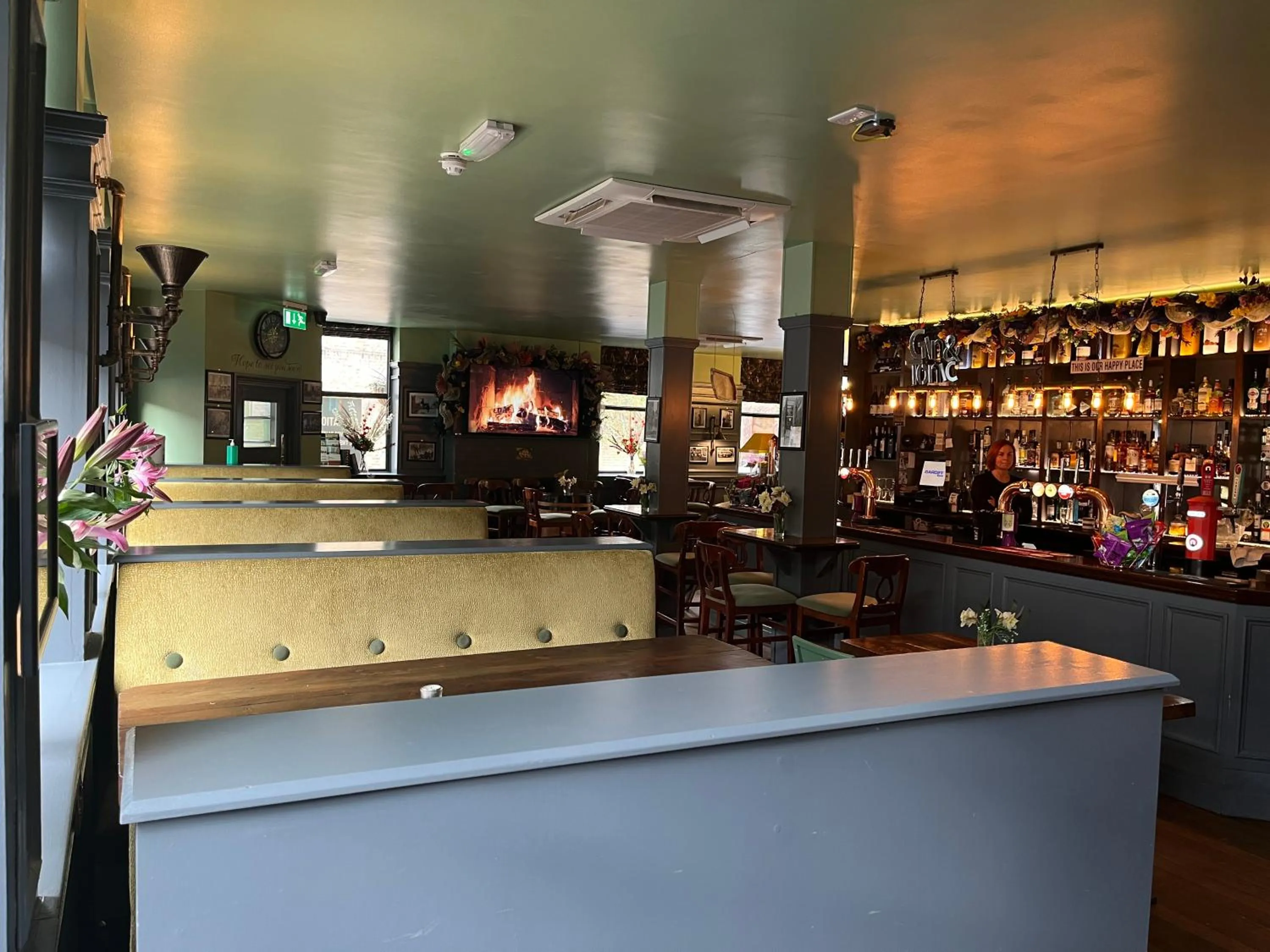 Restaurant/places to eat in Dockers Inn