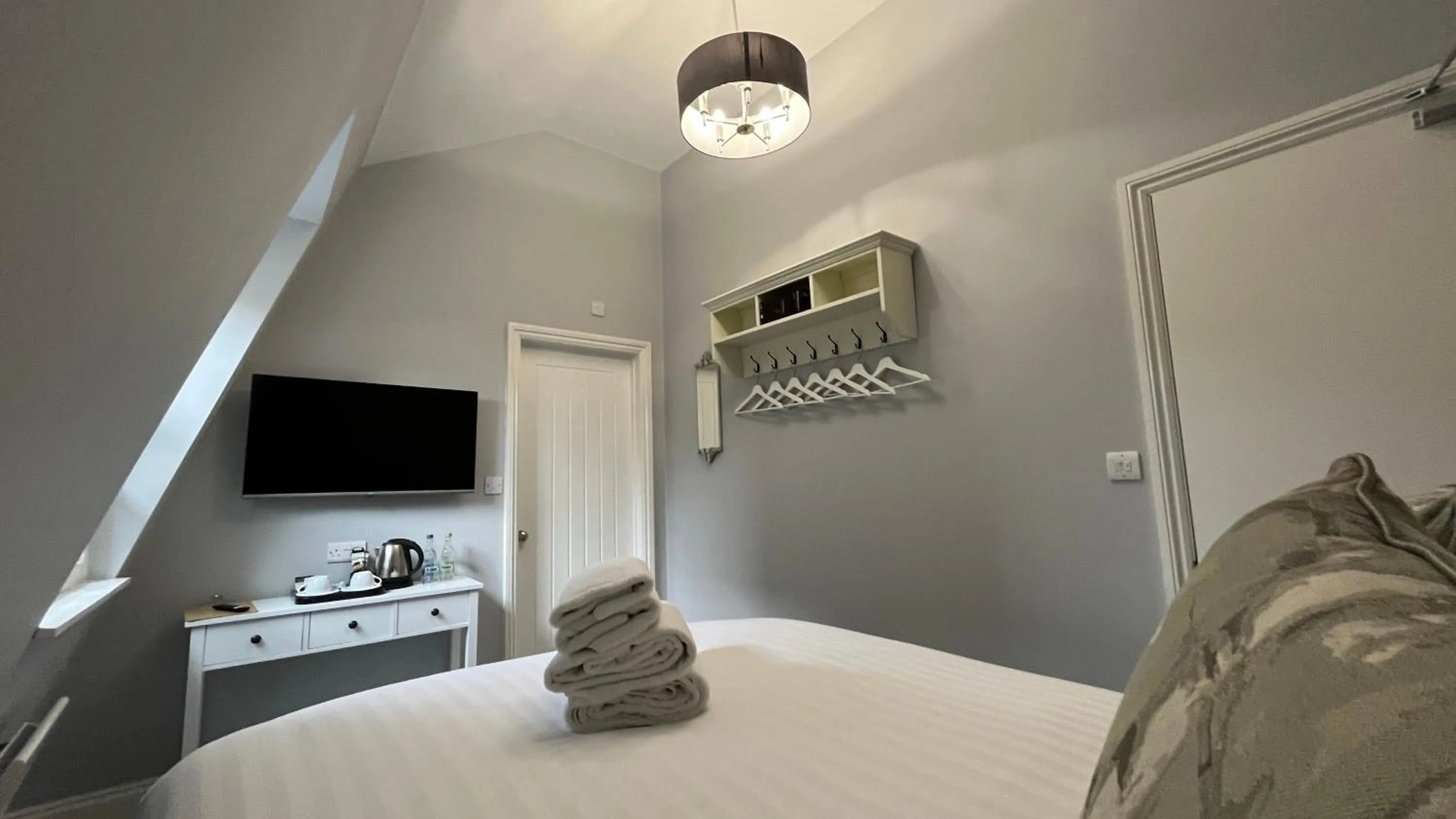 TV and multimedia, Bed in Dockers Inn