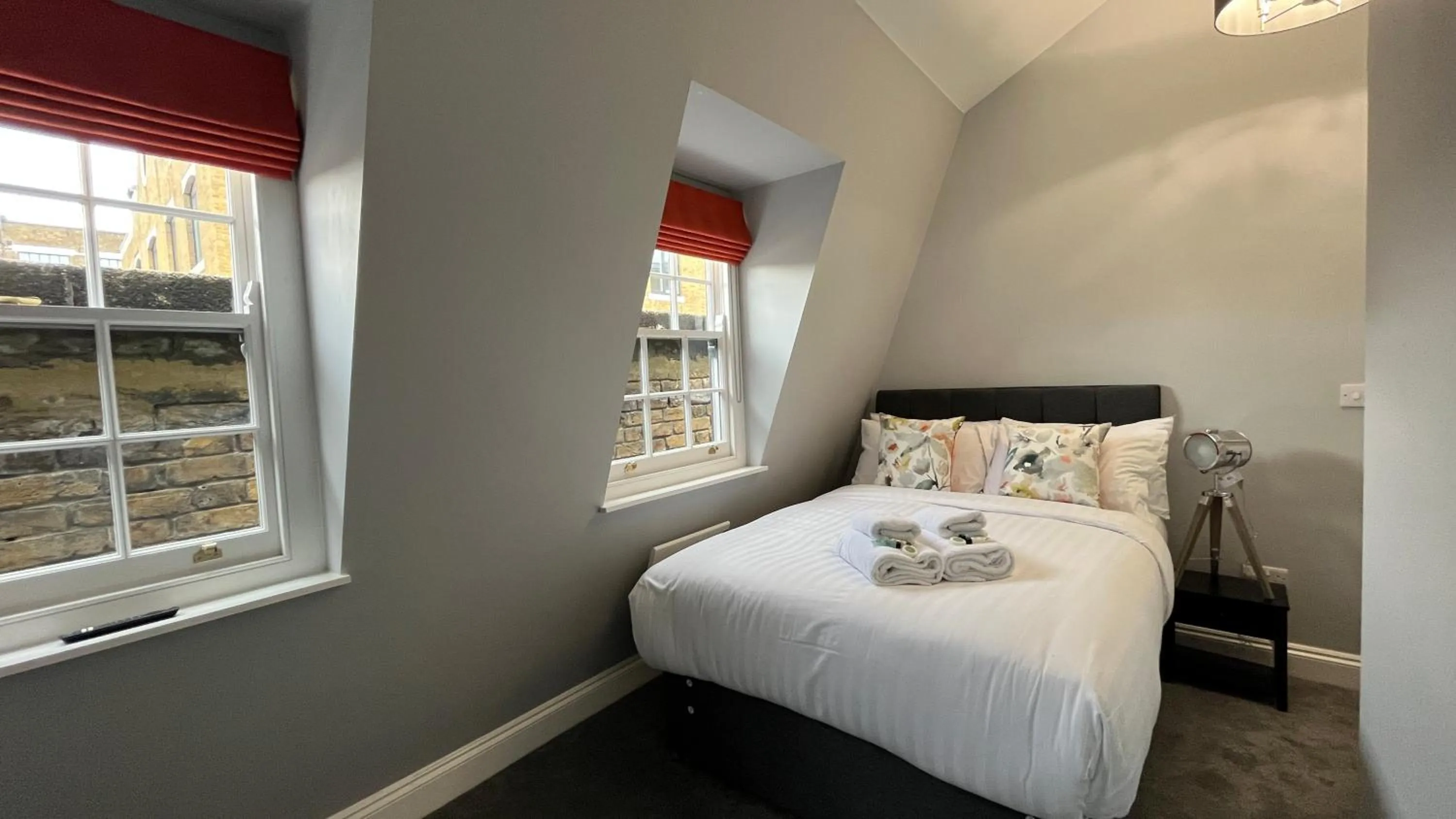 TV and multimedia, Bed in Dockers Inn