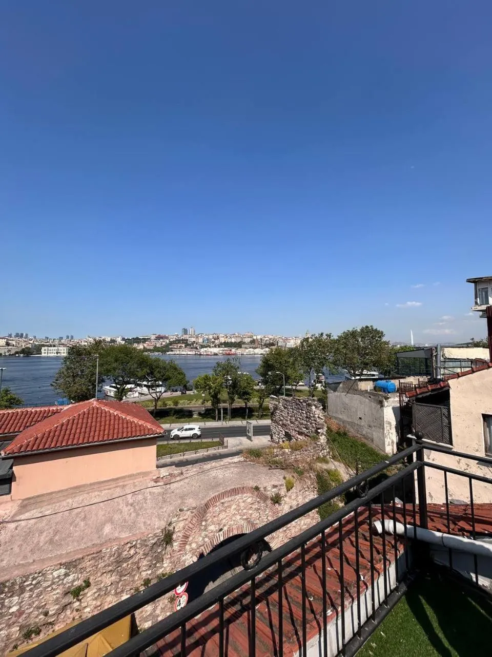 Natural landscape in GEN PLUS