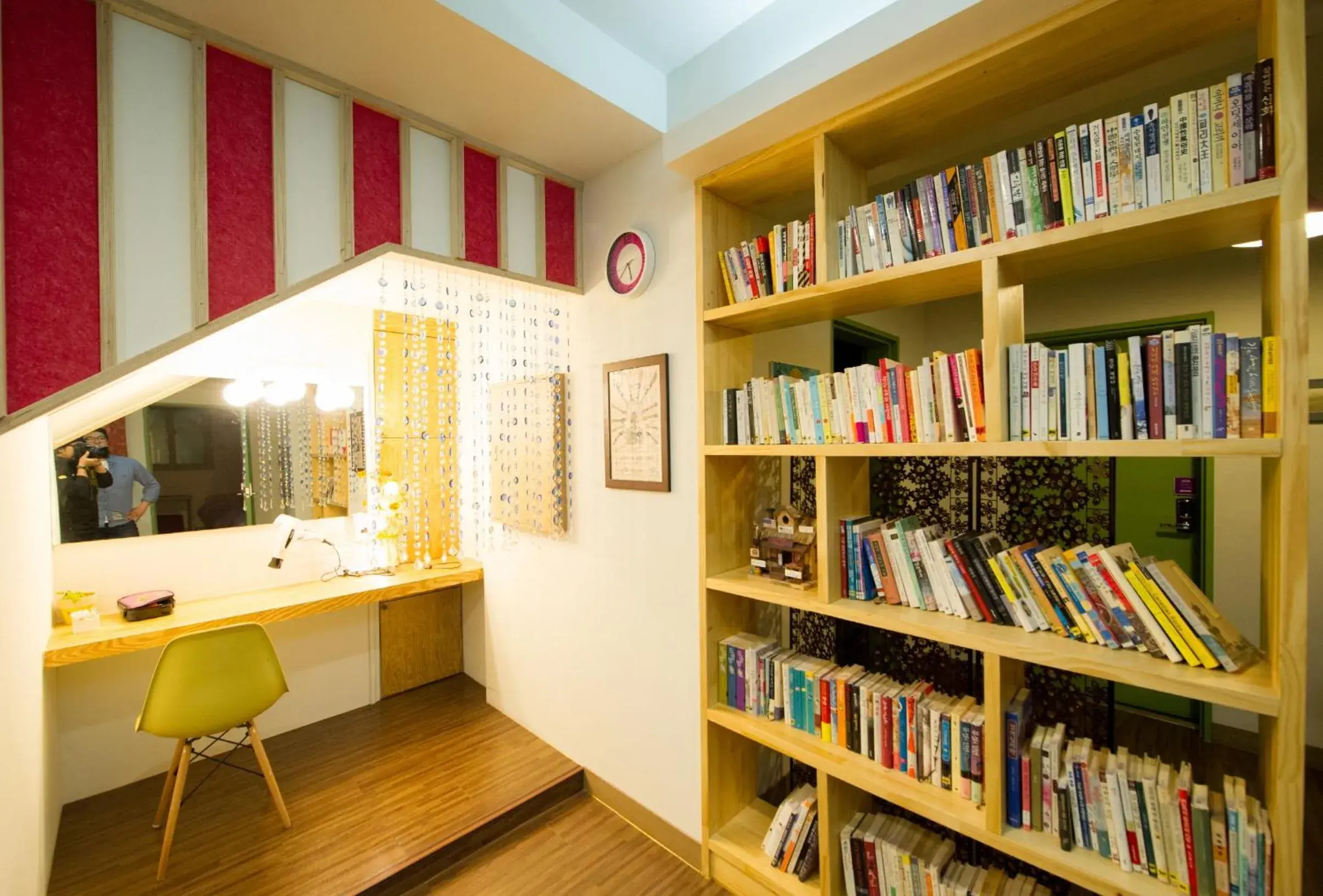 Lounge or bar in UWA Guesthouse Lounge or bar in UWA Guesthouse