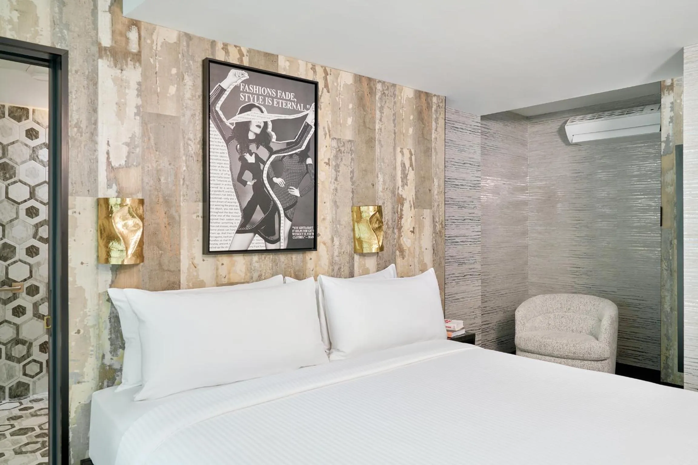 Bed in The FIDI Hotel