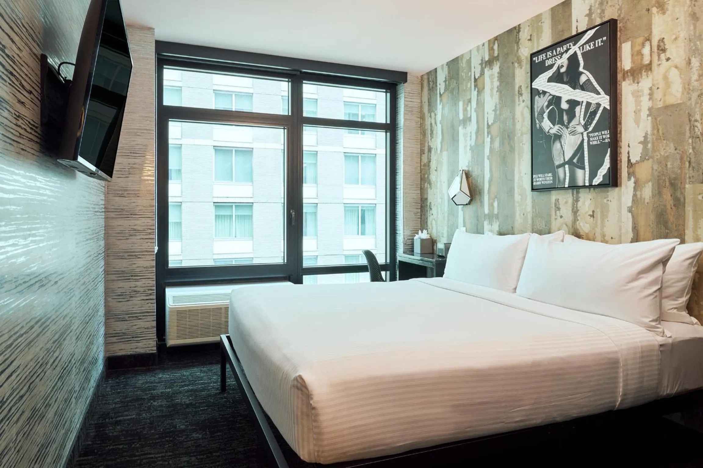 Bed in The FIDI Hotel