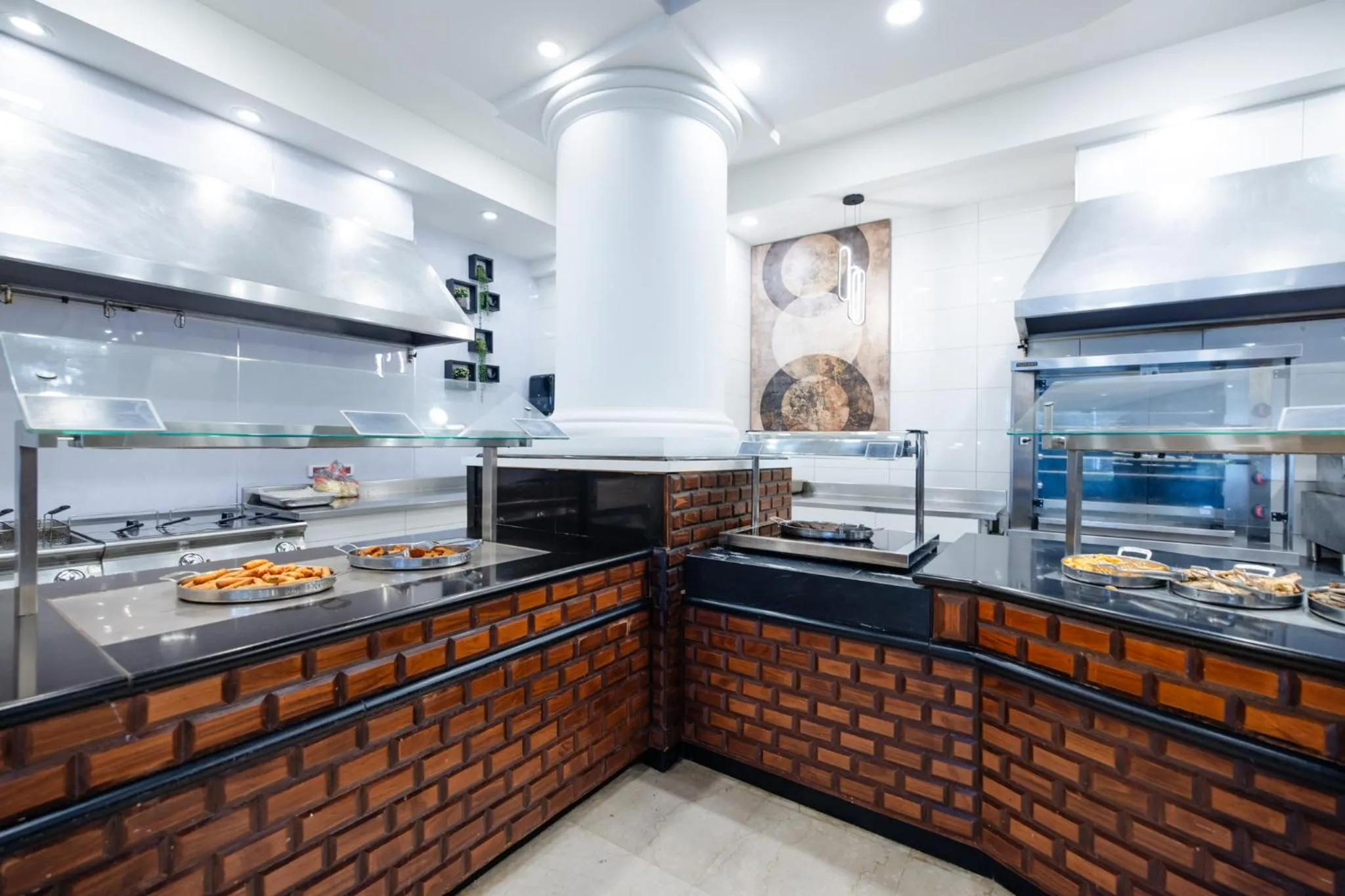 Dining area in David Dead Sea Resort & Spa