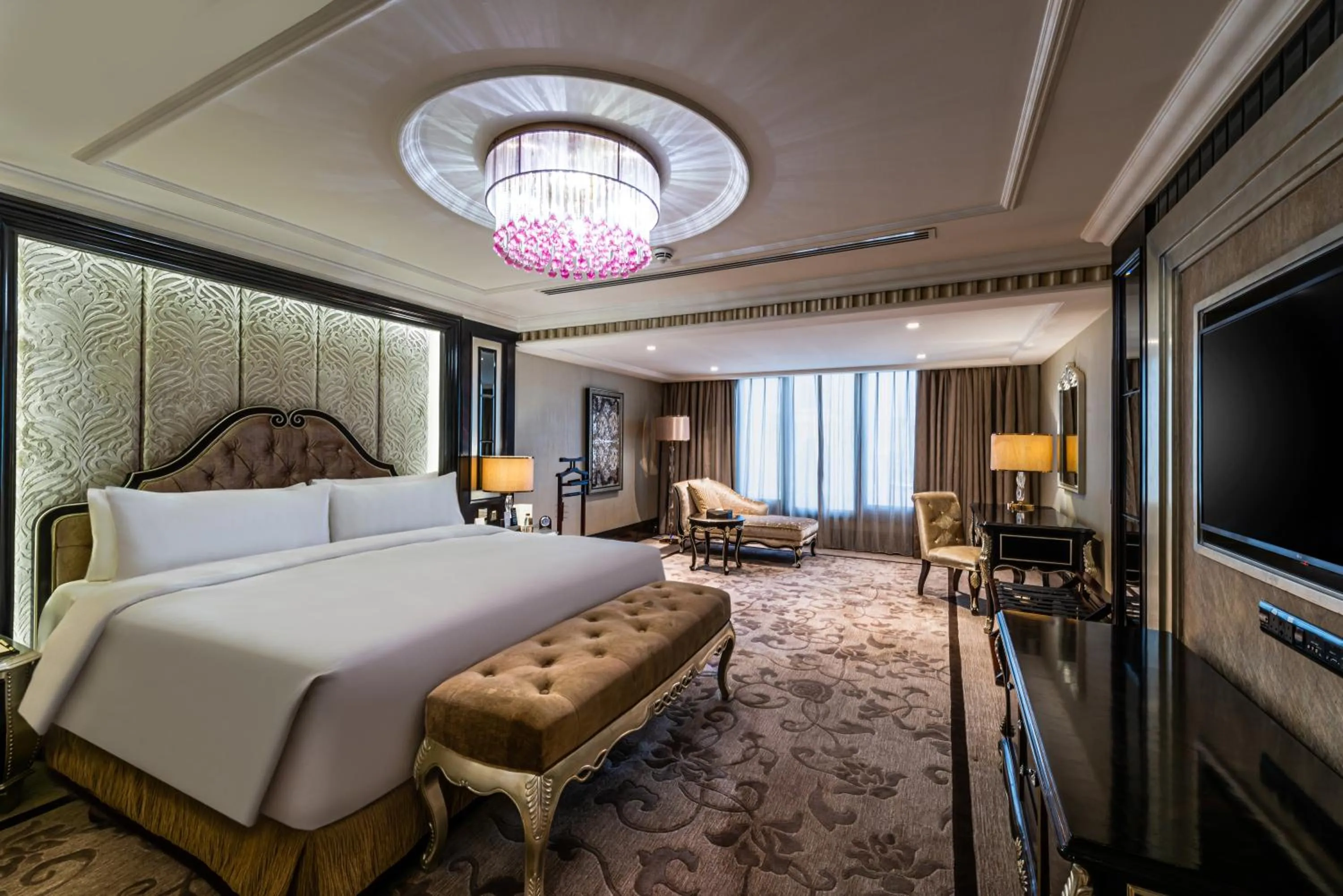 Bed in Narcissus Riyadh Hotel & Spa