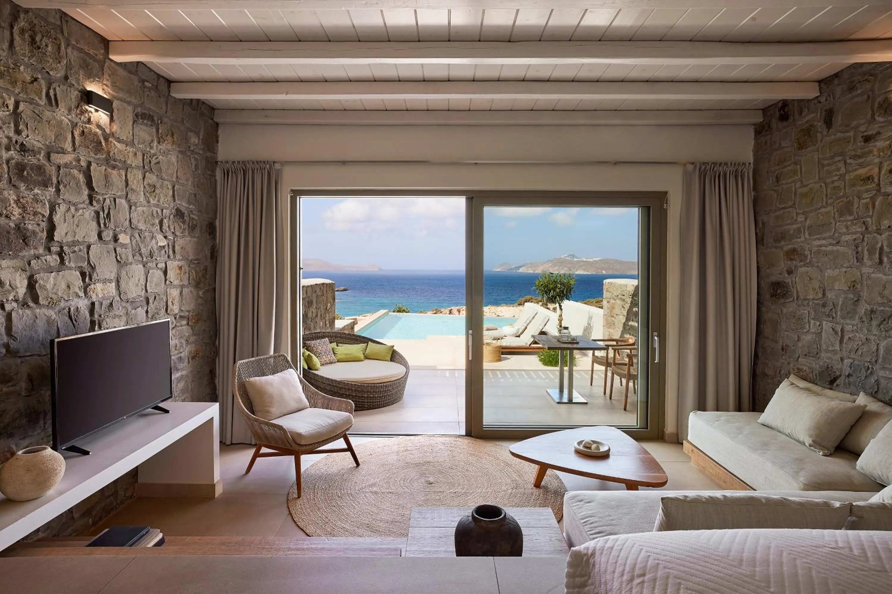 Photo of the whole room, Bed in Hotel Milos Sea Resort