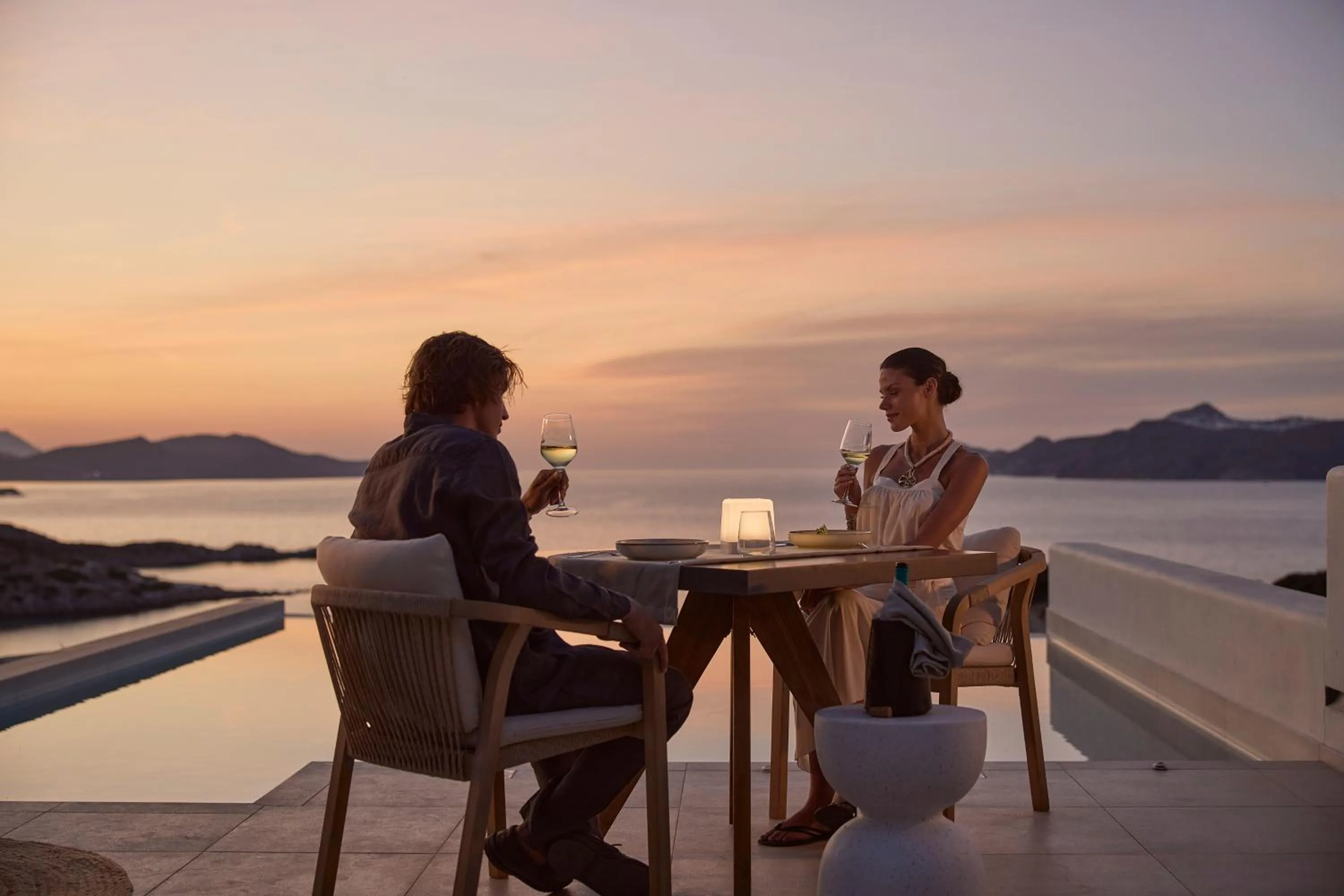 Food and drinks in Hotel Milos Sea Resort