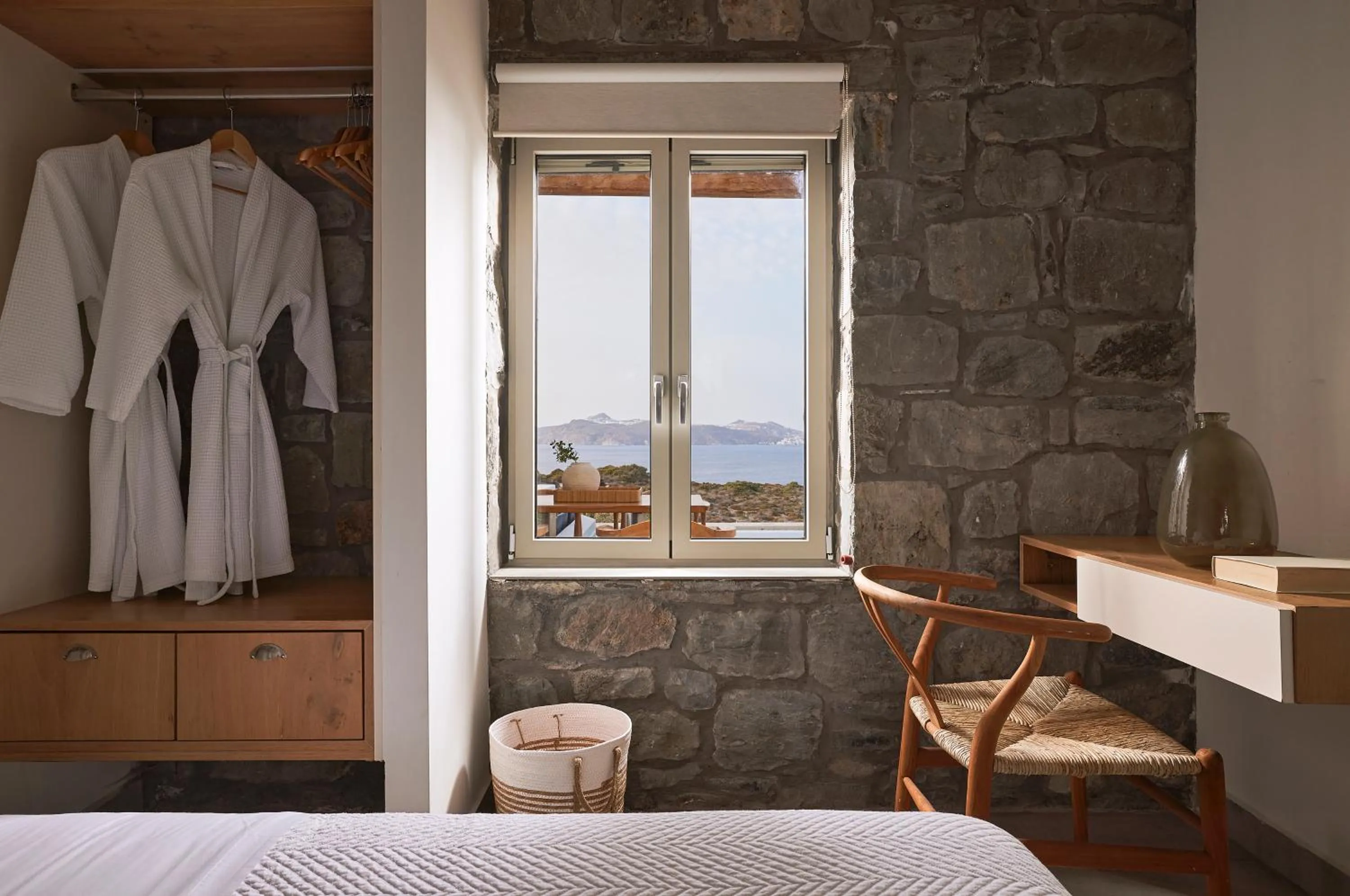 wardrobe, Bed in Hotel Milos Sea Resort