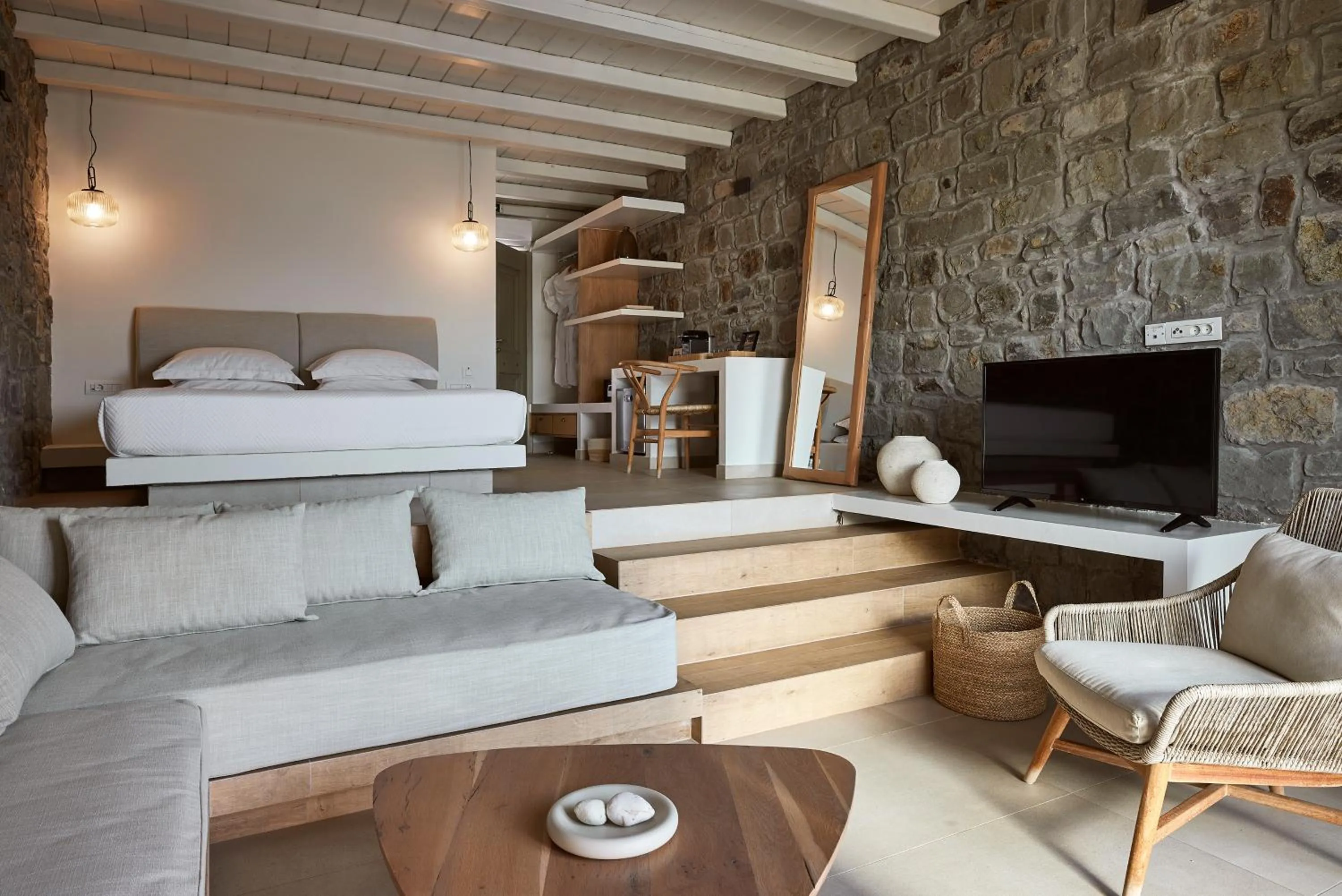 Bed in Hotel Milos Sea Resort