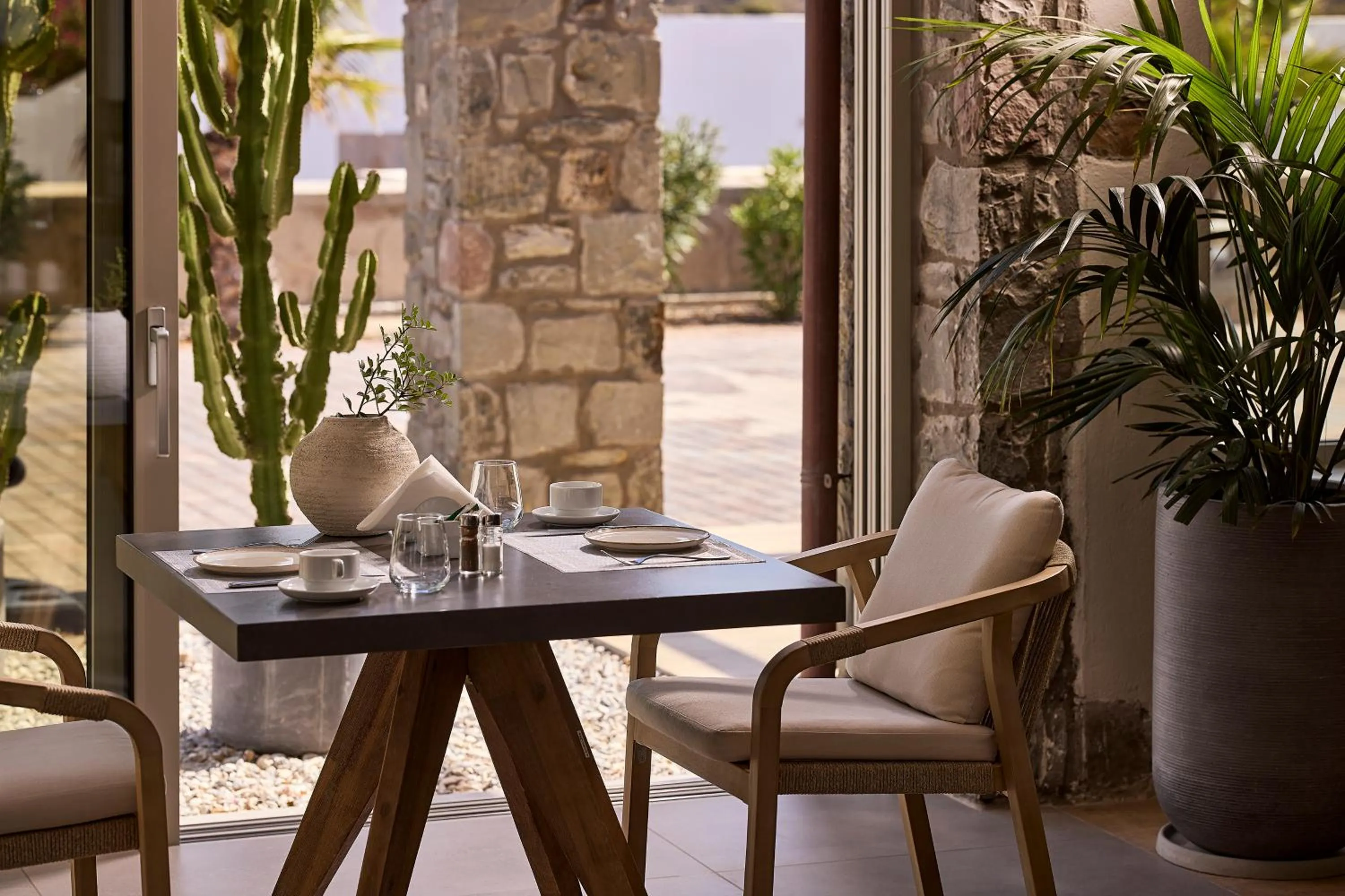 Dining area in Hotel Milos Sea Resort