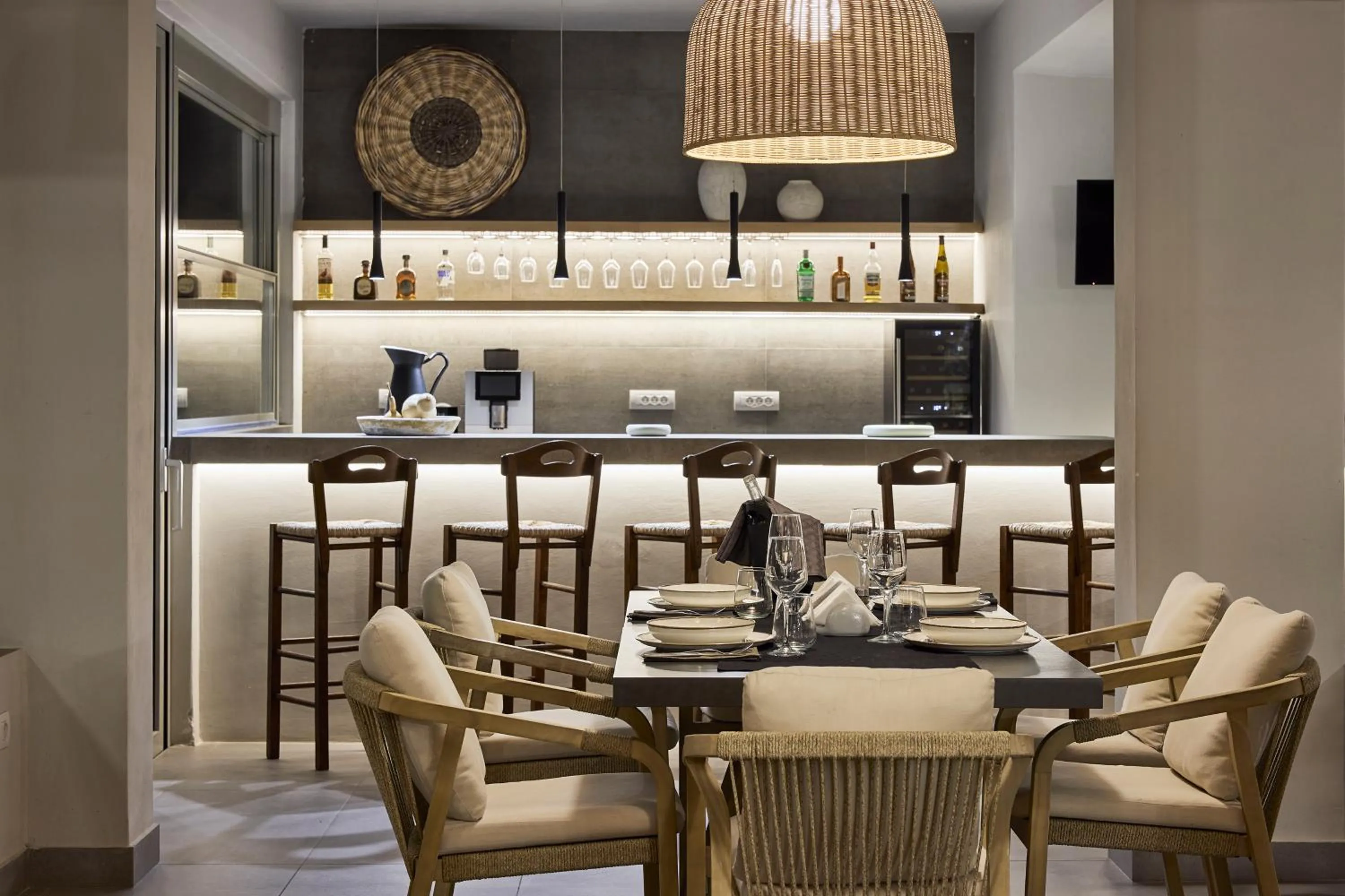 Dining area in Hotel Milos Sea Resort