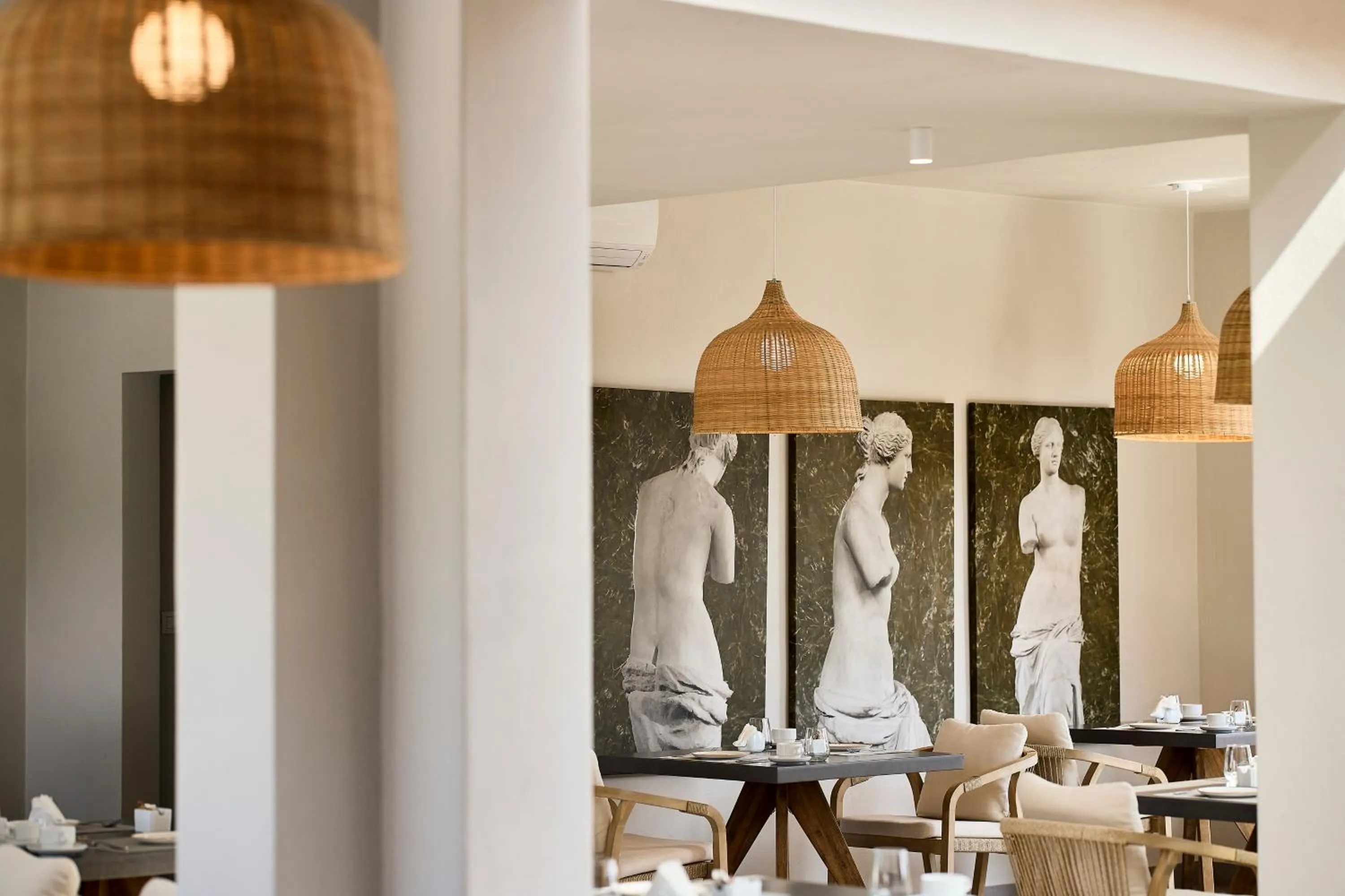 Seating area in Hotel Milos Sea Resort