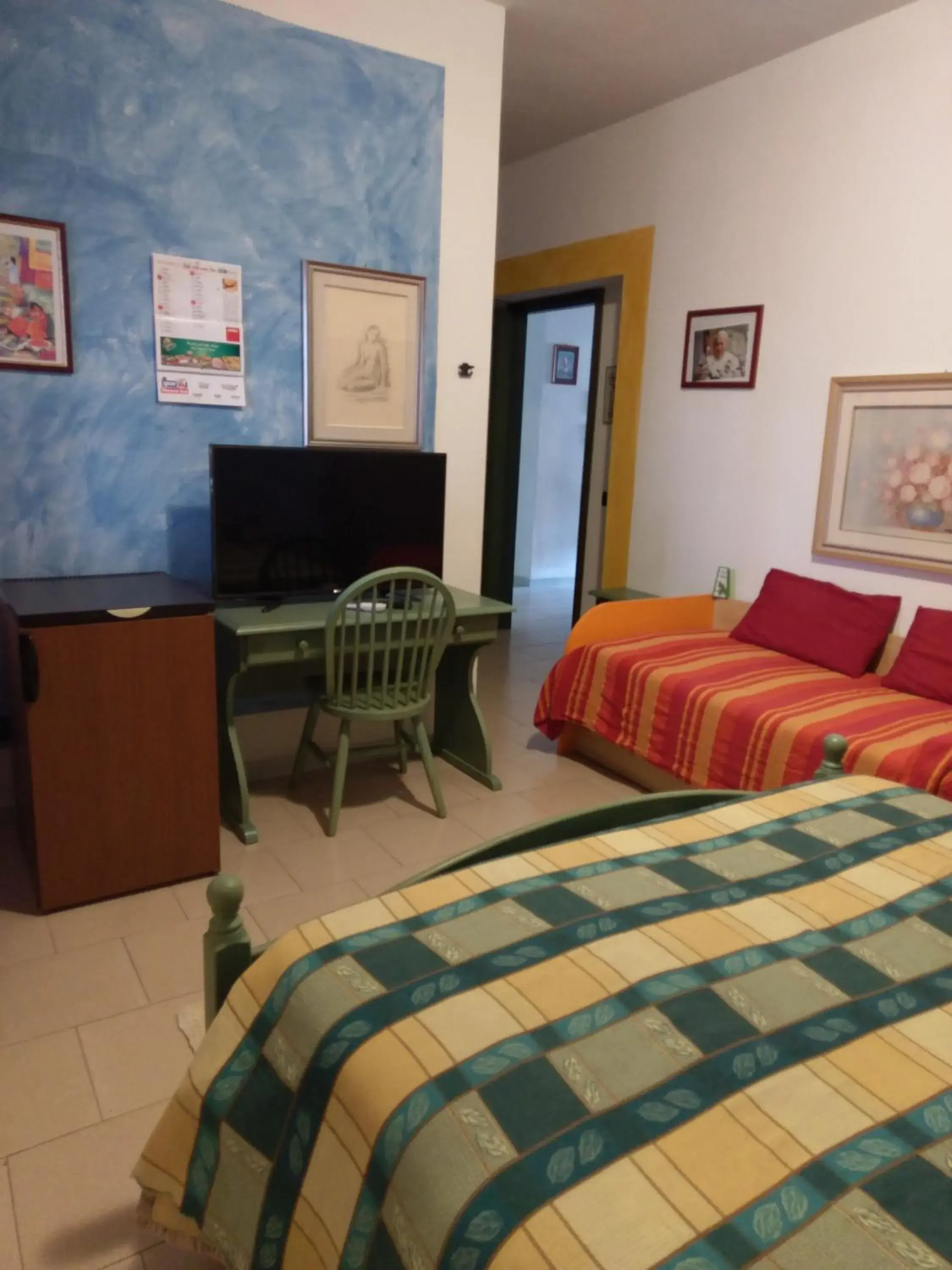 Triple Room in B&B da Donatella Triple Room in B&B da Donatella