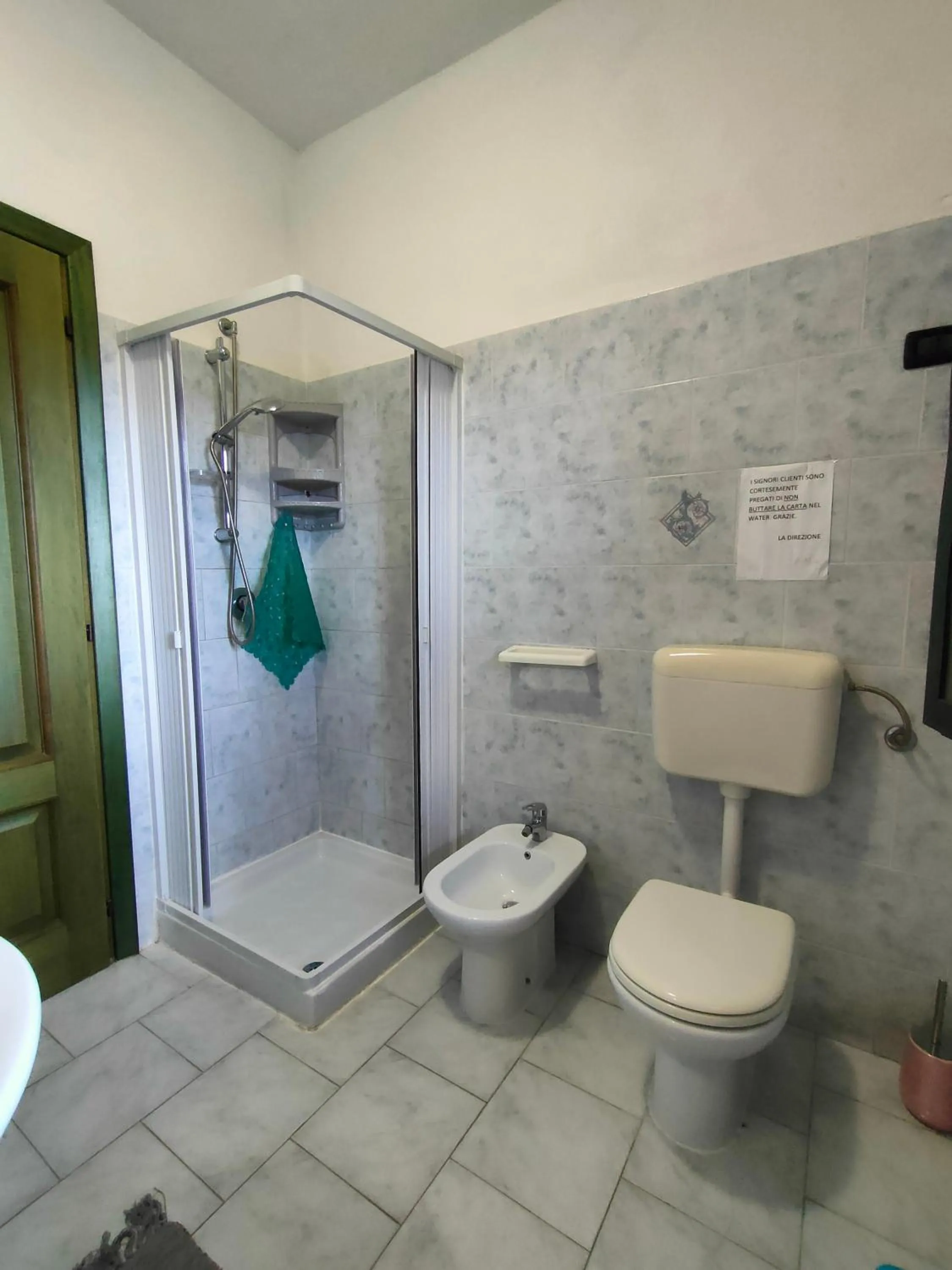 Bathroom in B&B da Donatella