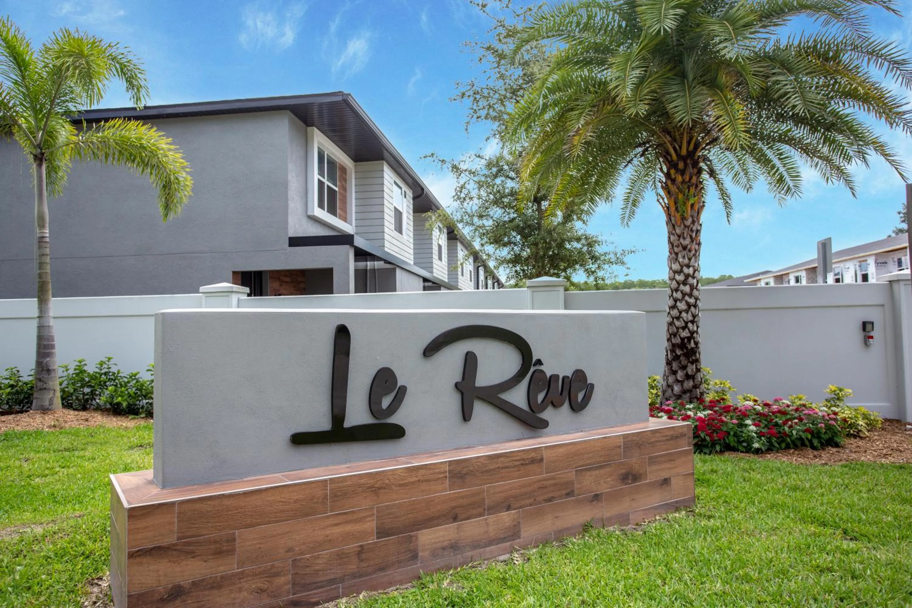Gorgeous and New House at Le Reve Resort (214221)