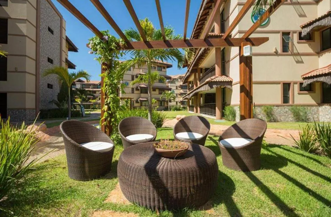 Garden in Manhattan Beach Riviera