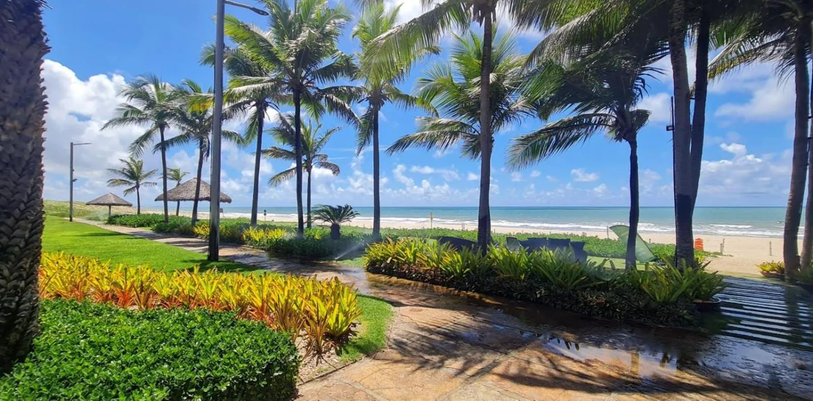 Nearby landmark in Manhattan Beach Riviera