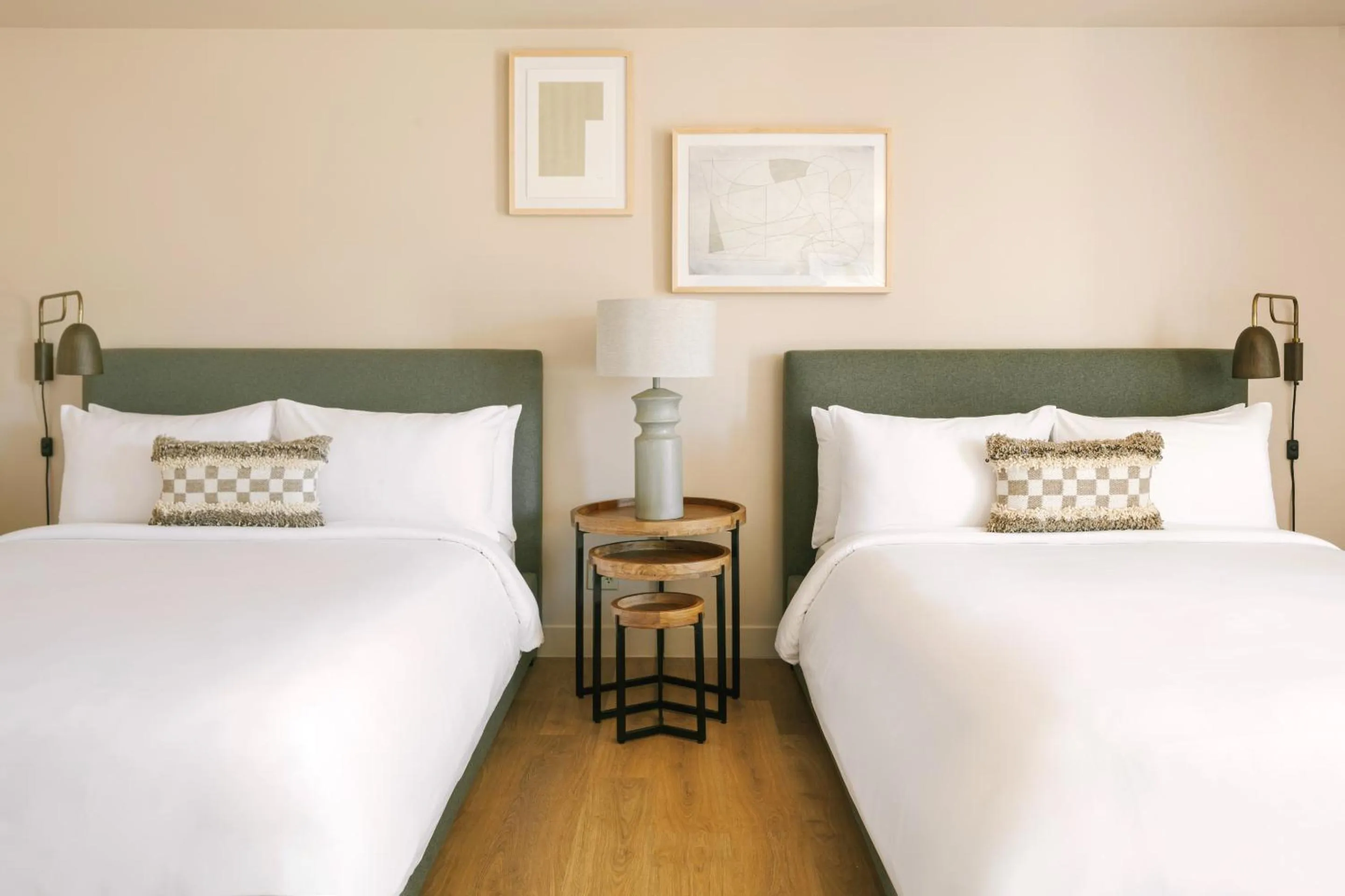 Queen Room with Balcony in Solarena