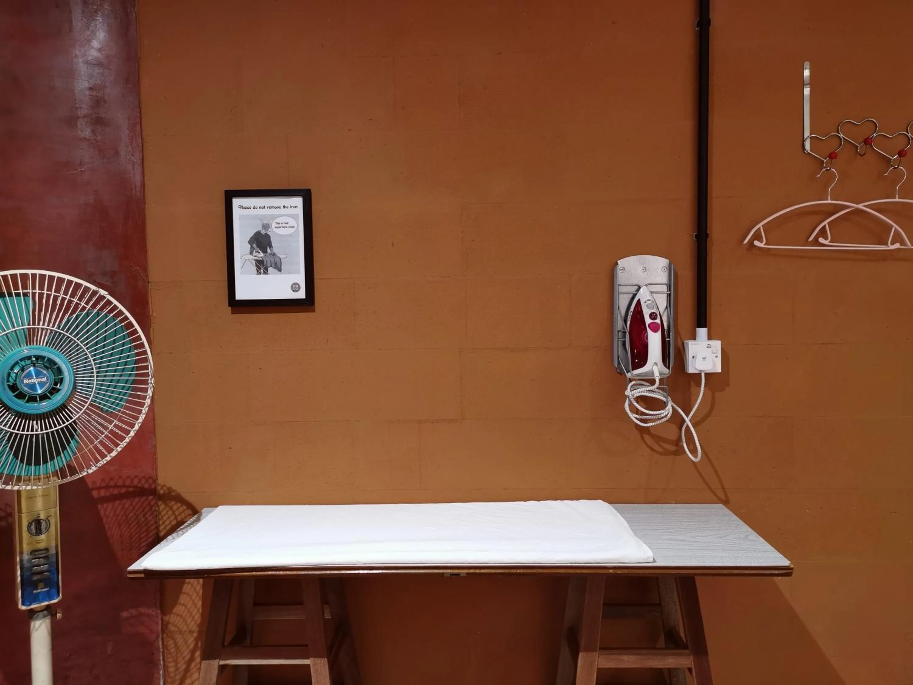 flat iron in Walk-Up To SIAR - Children Not Allowed