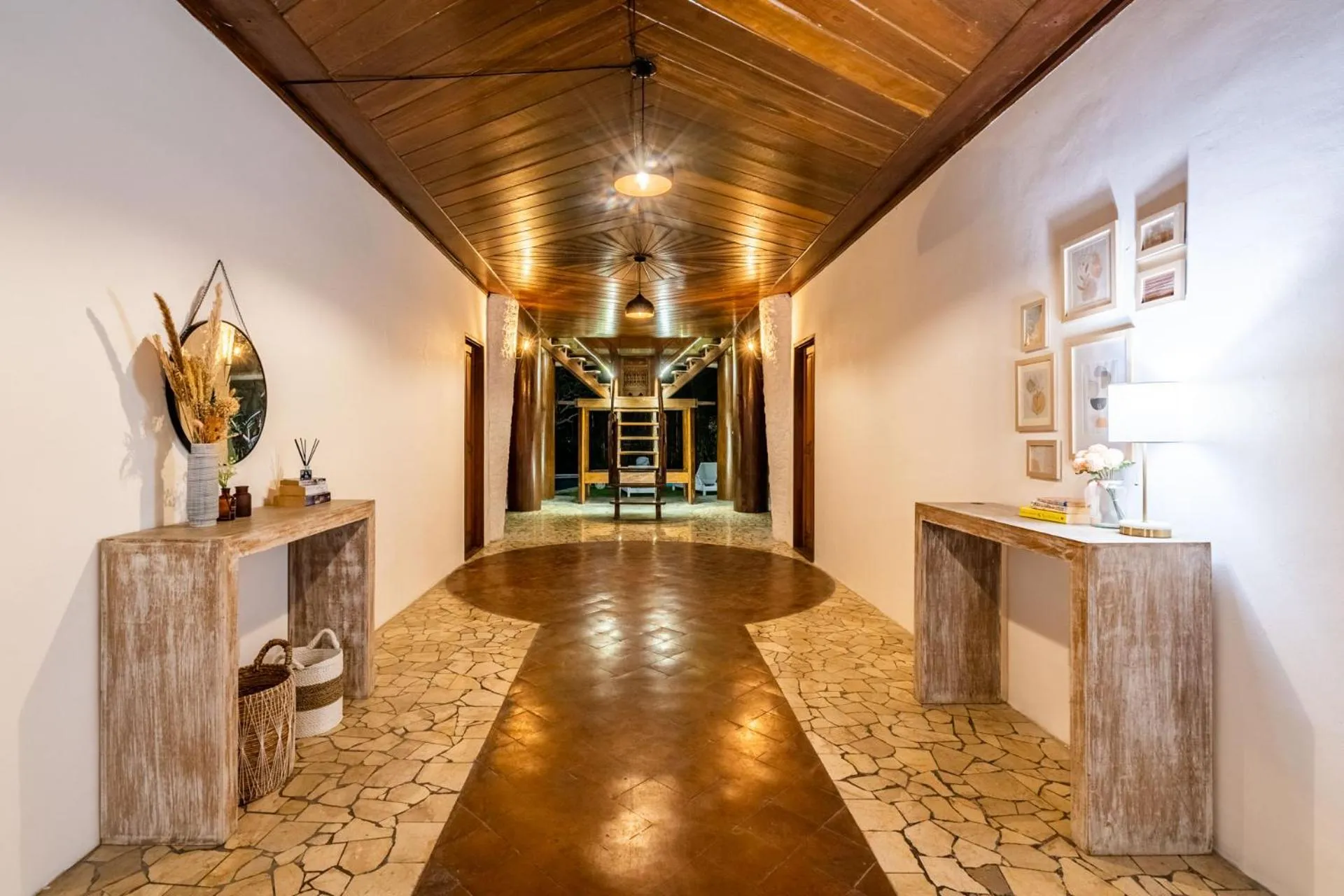 Decorative detail in Villa Canggu Hearts