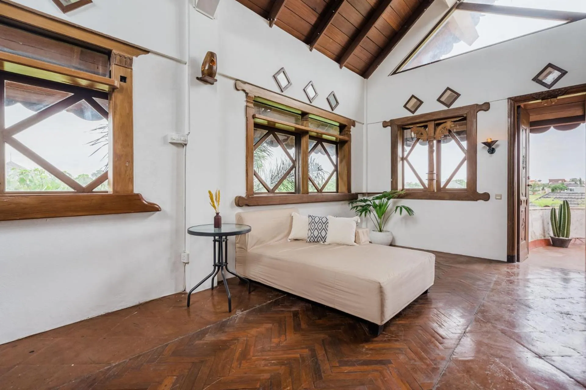 Living room, Bed in Villa Canggu Hearts