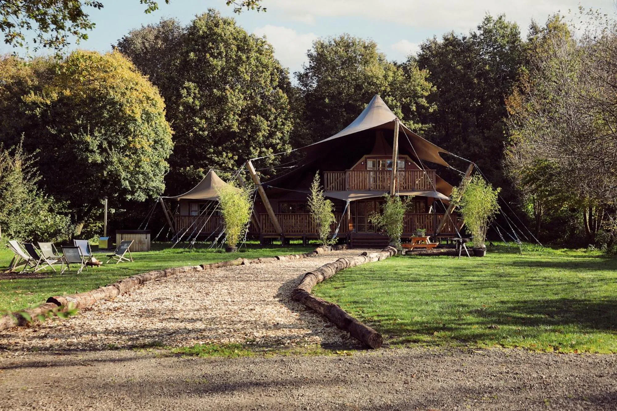 Glamping Tent Hacienda | 6 people in De Parel - Mystical spaces to discover!