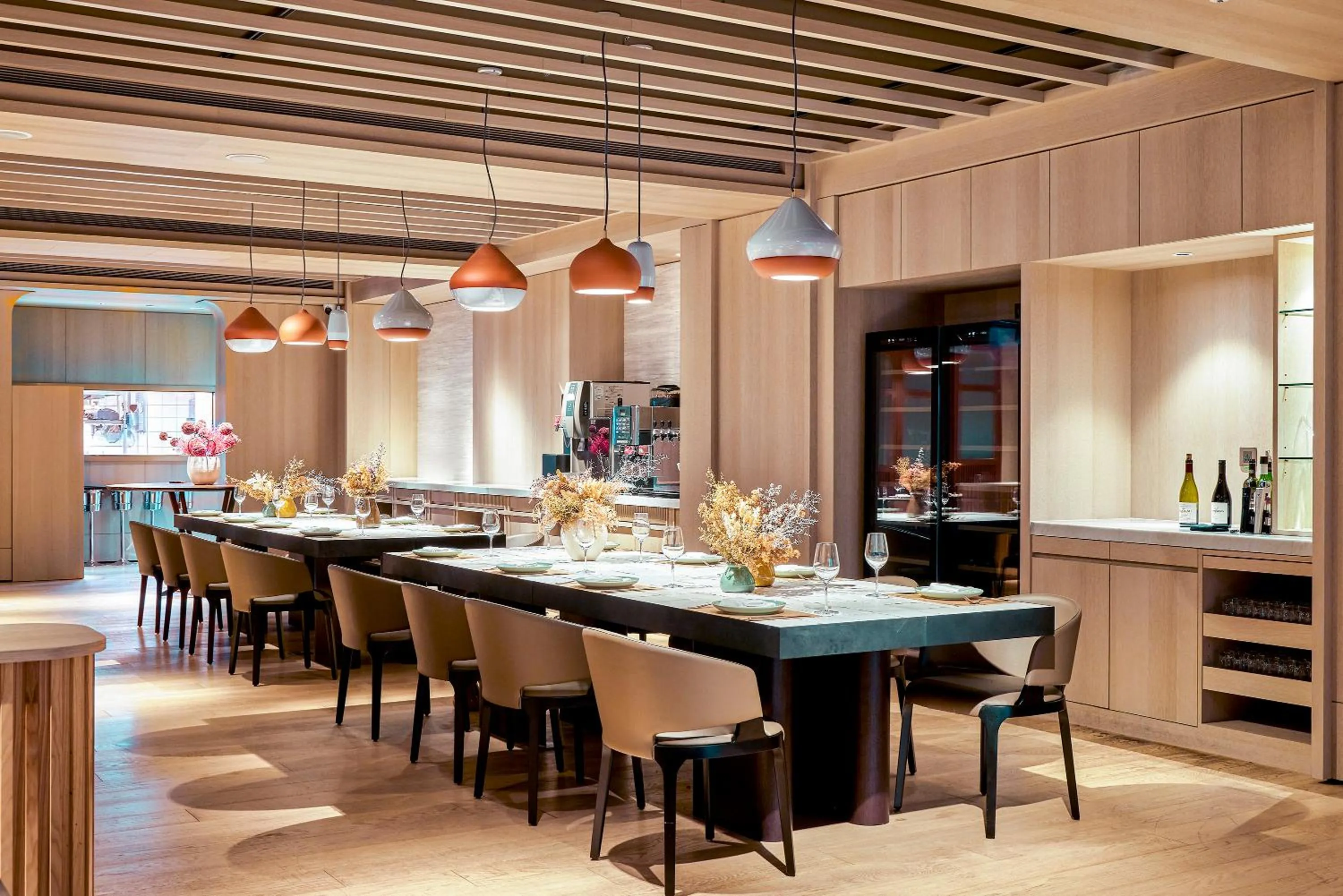 Restaurant/places to eat in Humble Boutique Hotel