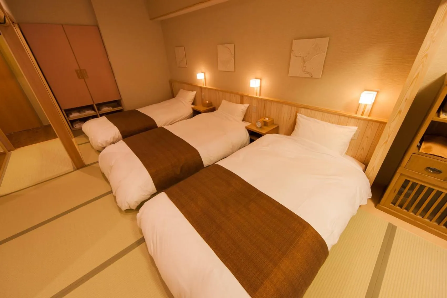 Photo of the whole room in Ikyu