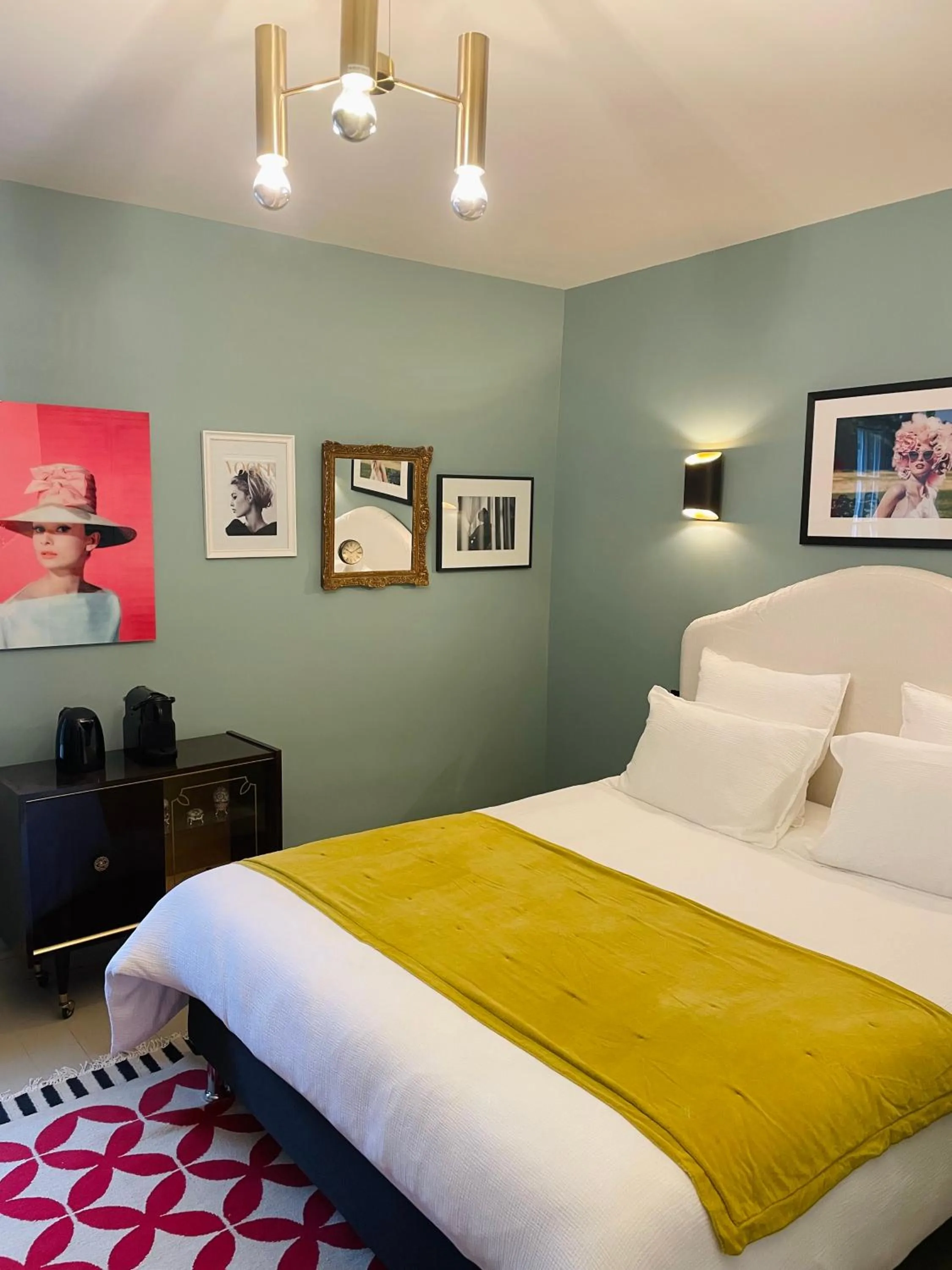 Bedroom, Bed in La Maison Ruffinoise