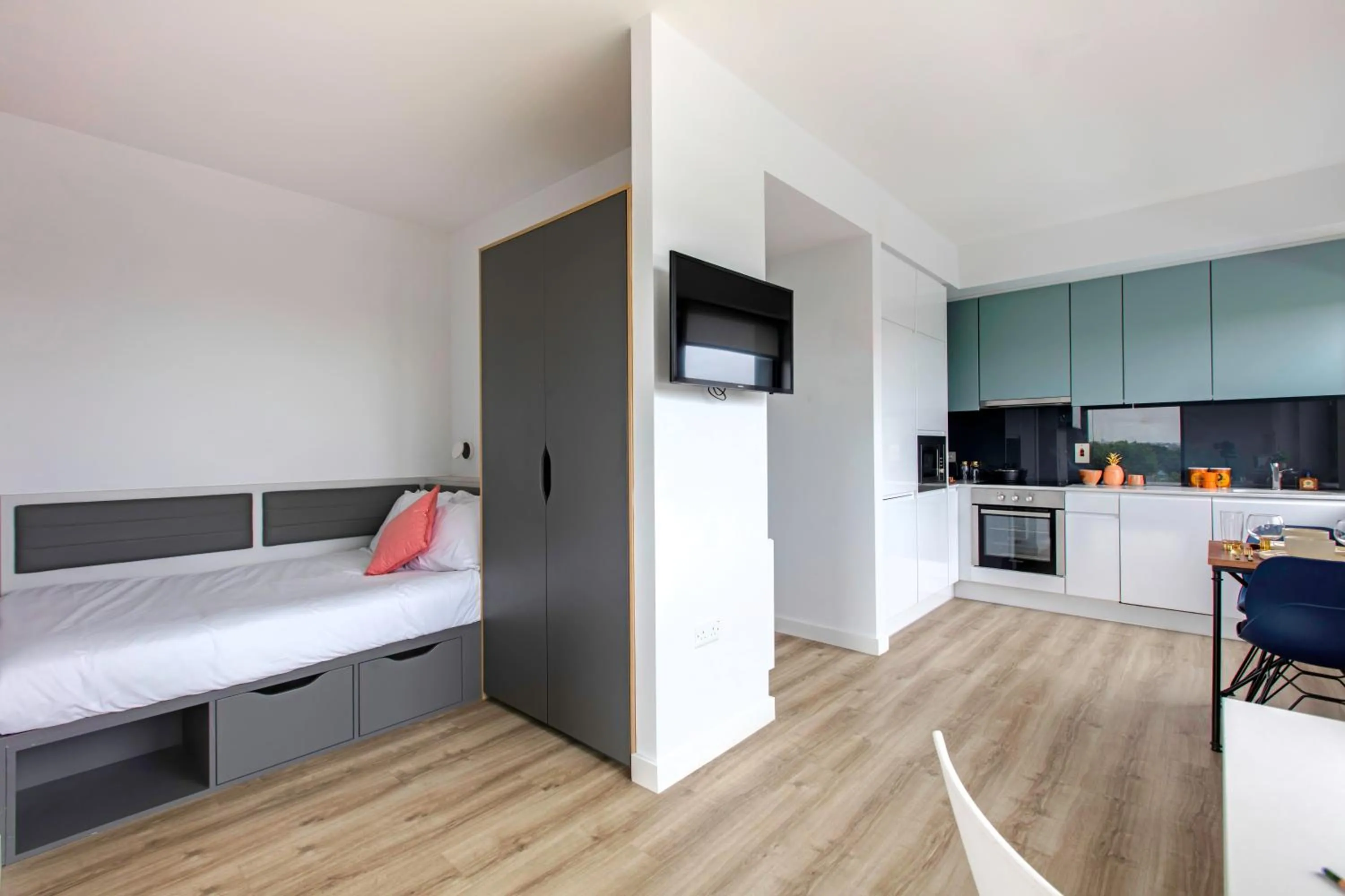 Photo of the whole room, Bed in Yugo Explore - Highfield Park