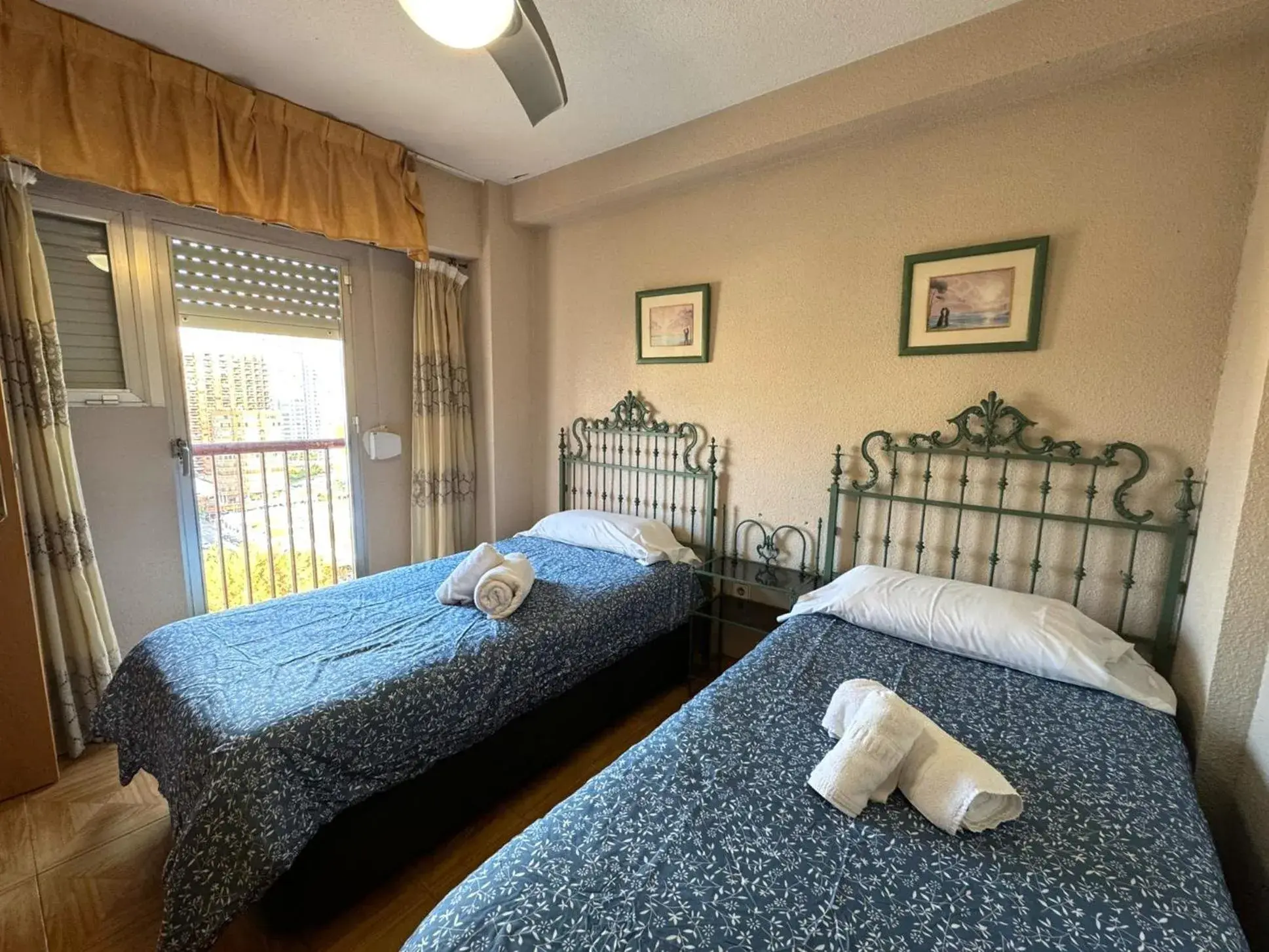 Bedroom, Bed in Las Damas Bedroom, Bed in Las Damas