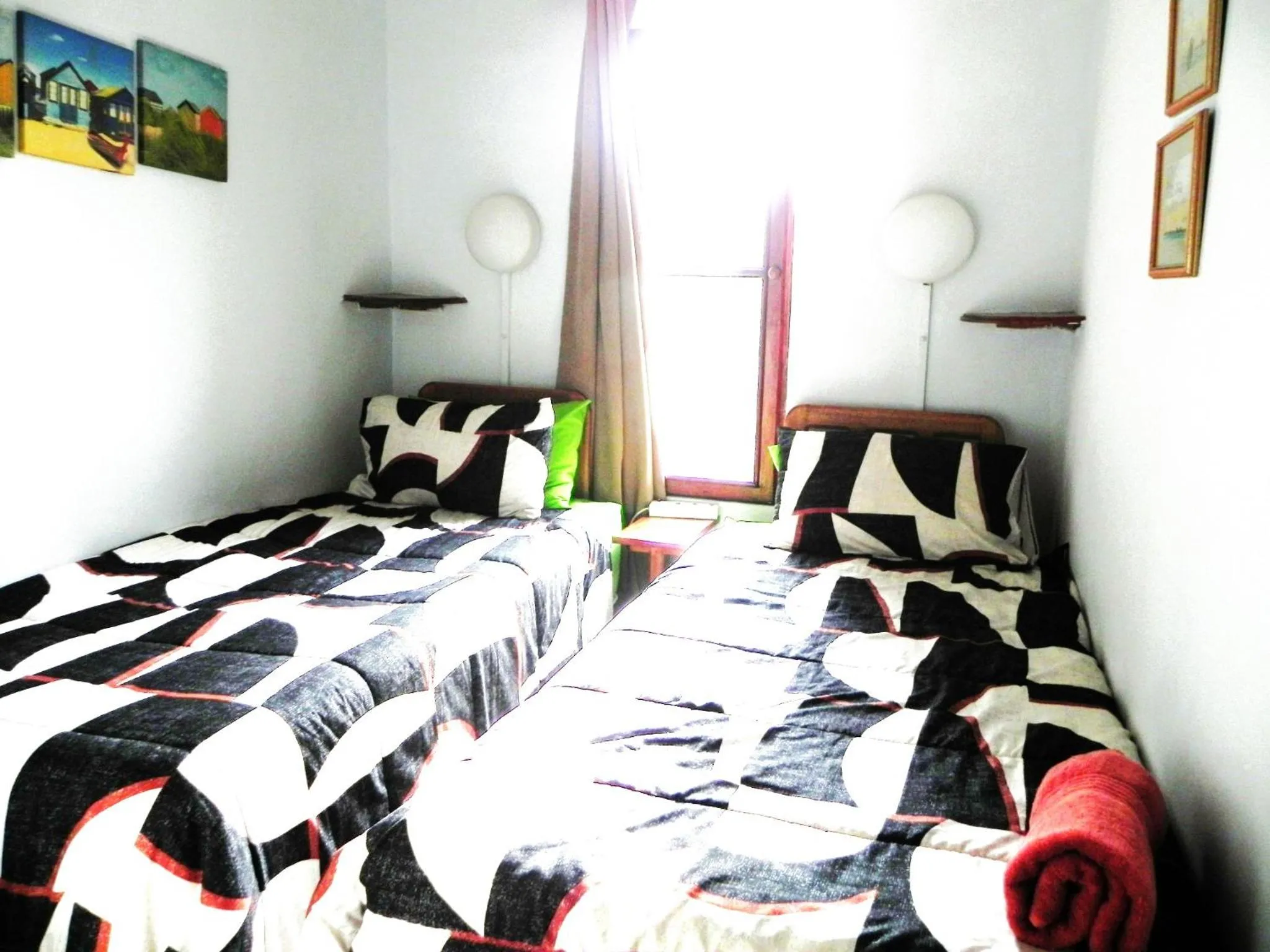 Bedroom, Bed in The Bridge 38