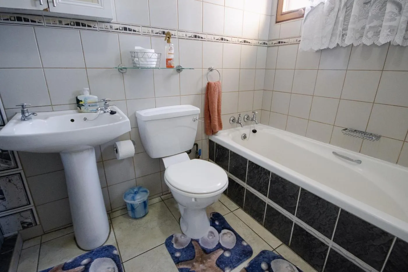 Bathroom in The Bridge 38