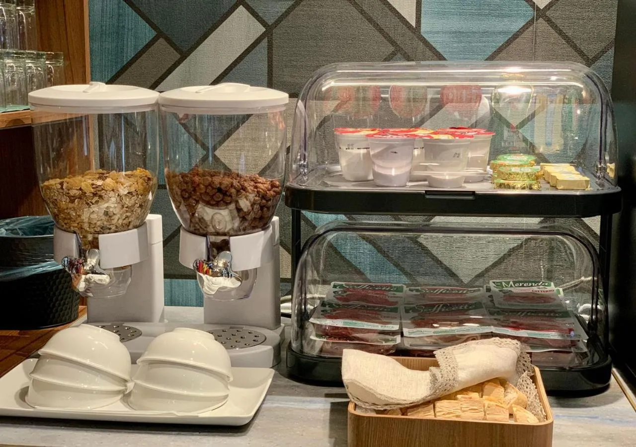 Food and drinks in Boutique Hotel Martini 17