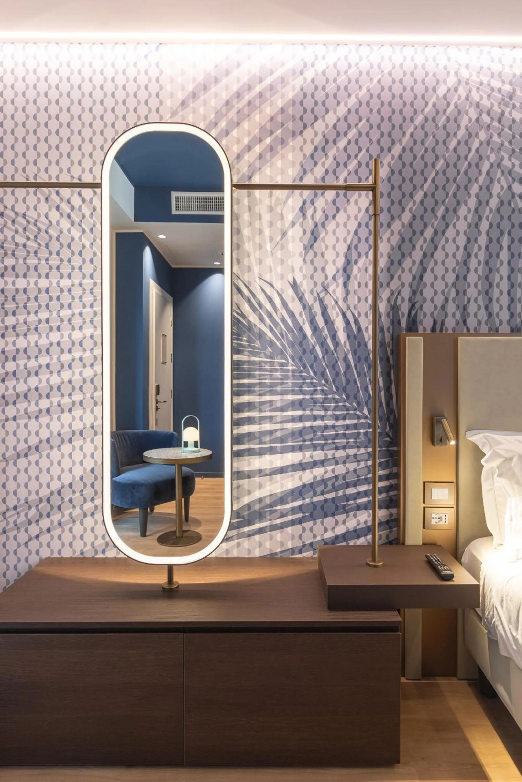 Photo of the whole room, Bed in Boutique Hotel Martini 17