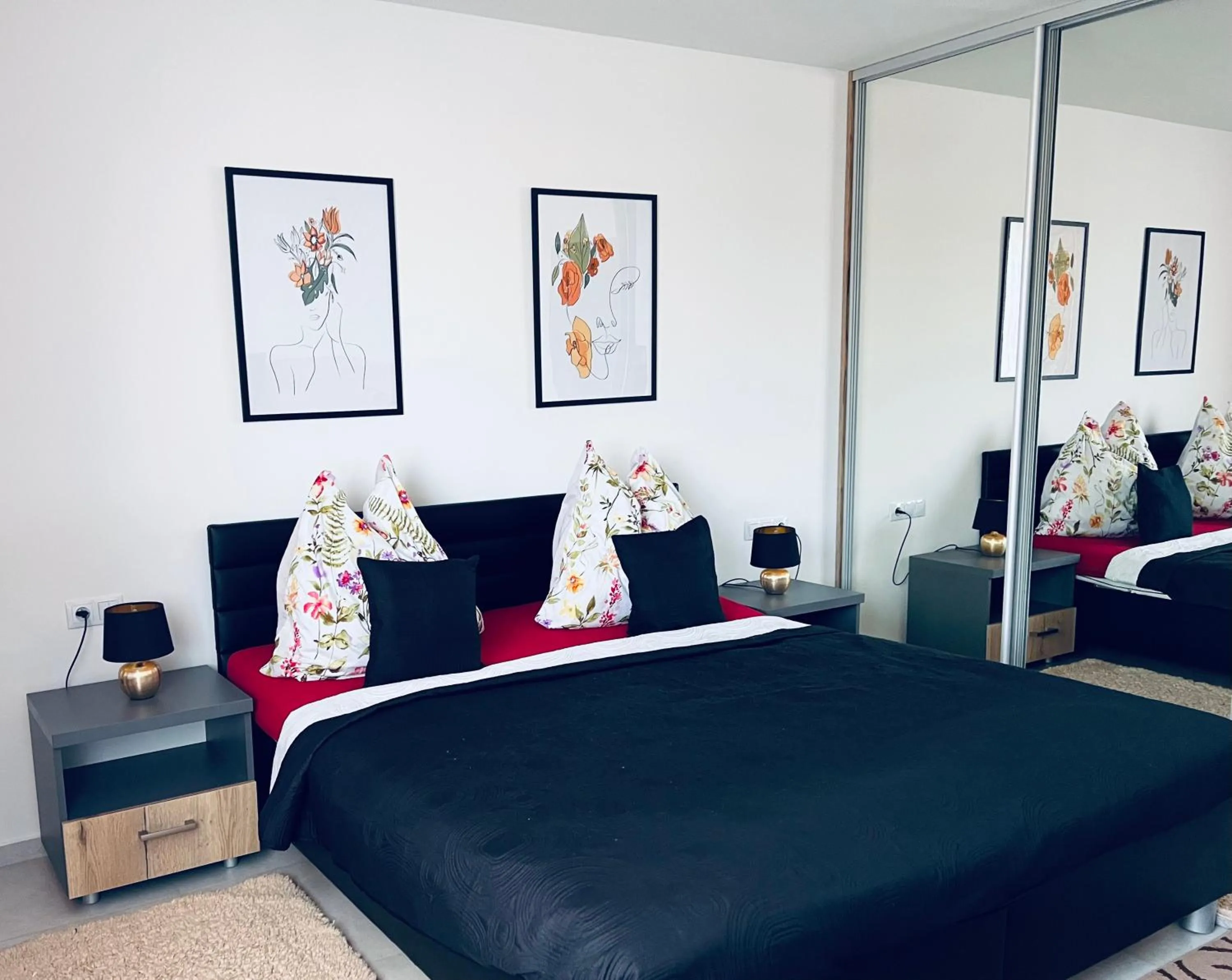 Bed in Sparrow apartmens - Vrabčia ulica 9, Košice