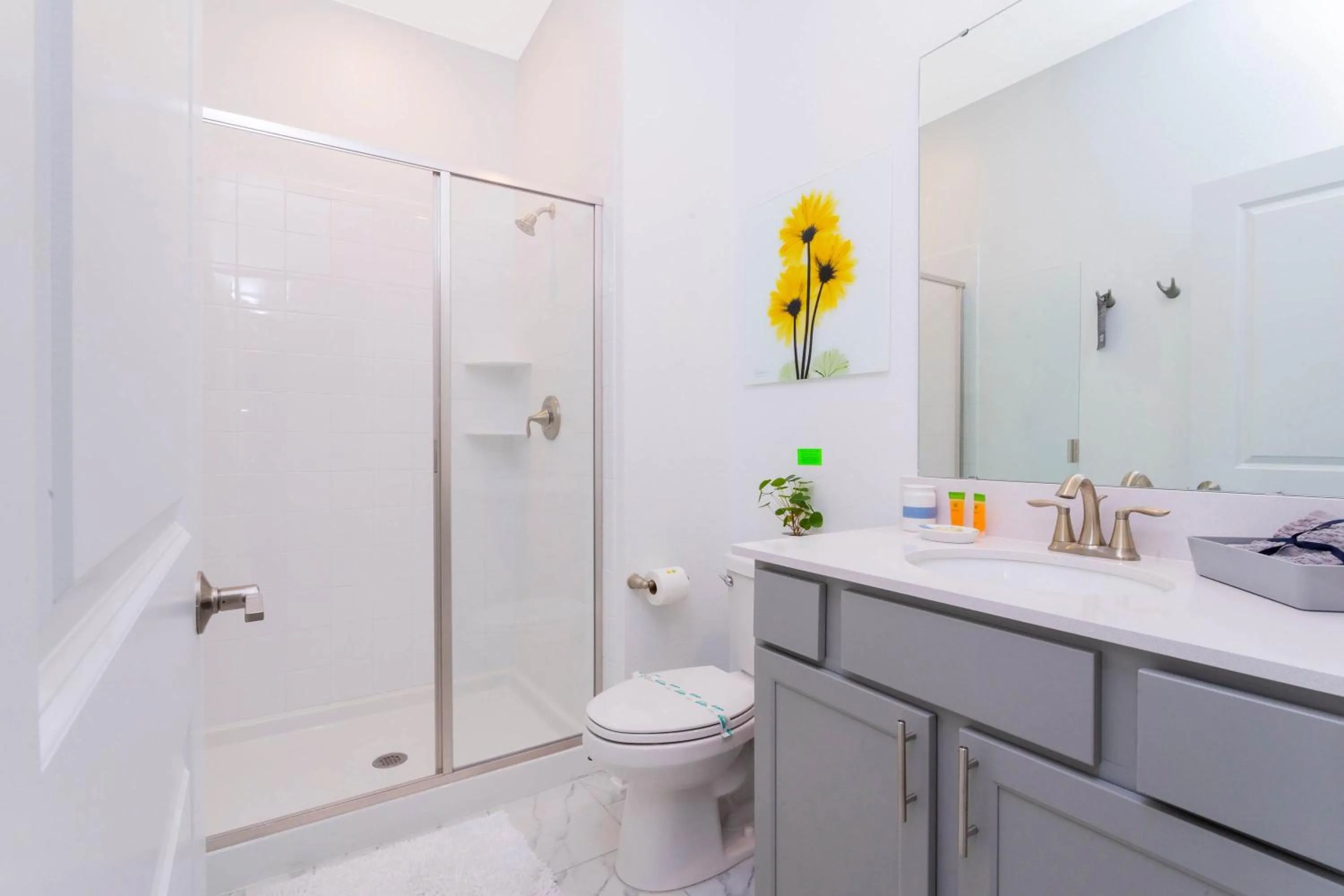 Splendid 4 Bd w/ Pool Close to Disney @ Champions Gate 1006