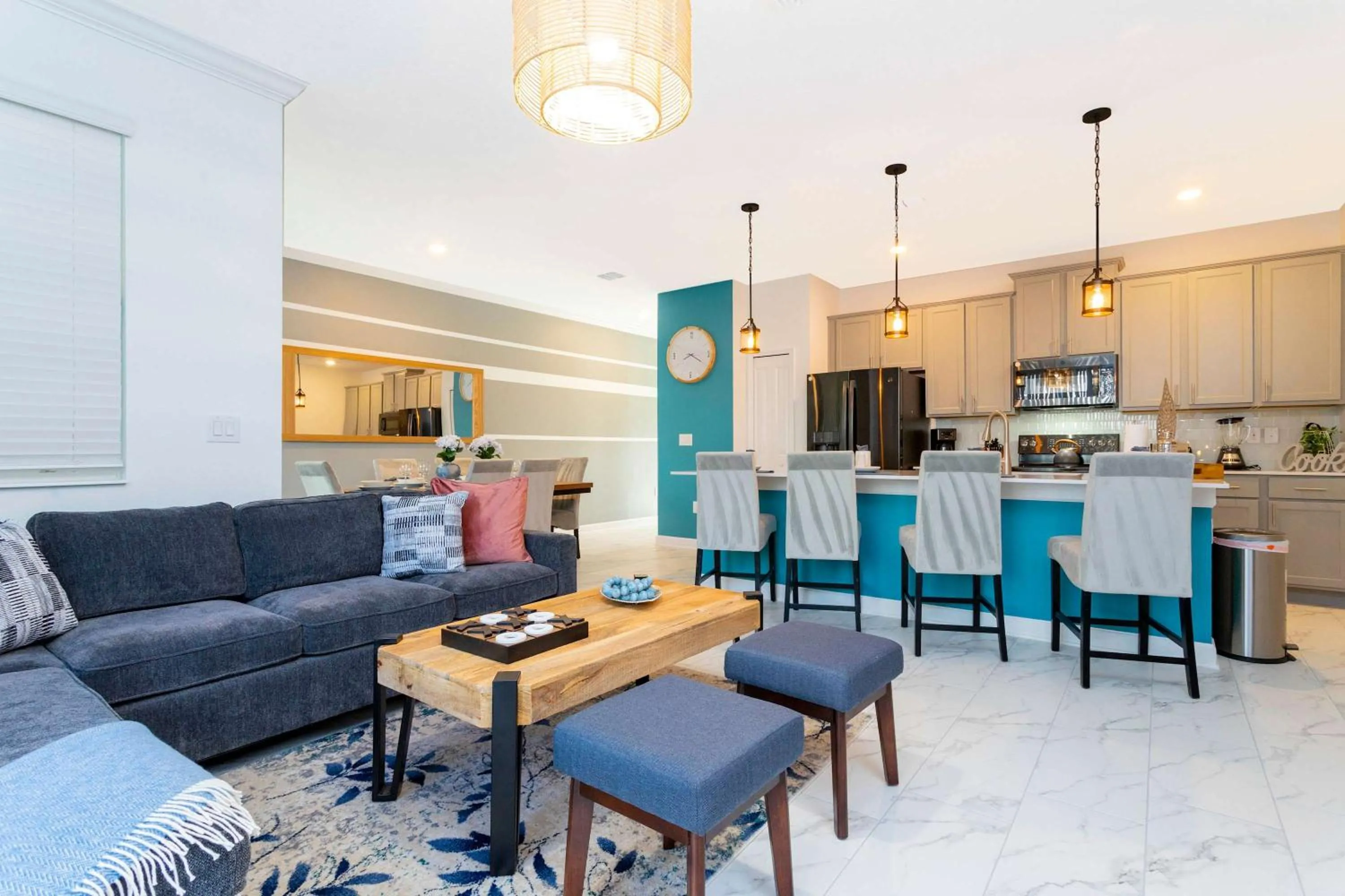 Splendid 4 Bd w/ Pool Close to Disney @ Champions Gate 1006