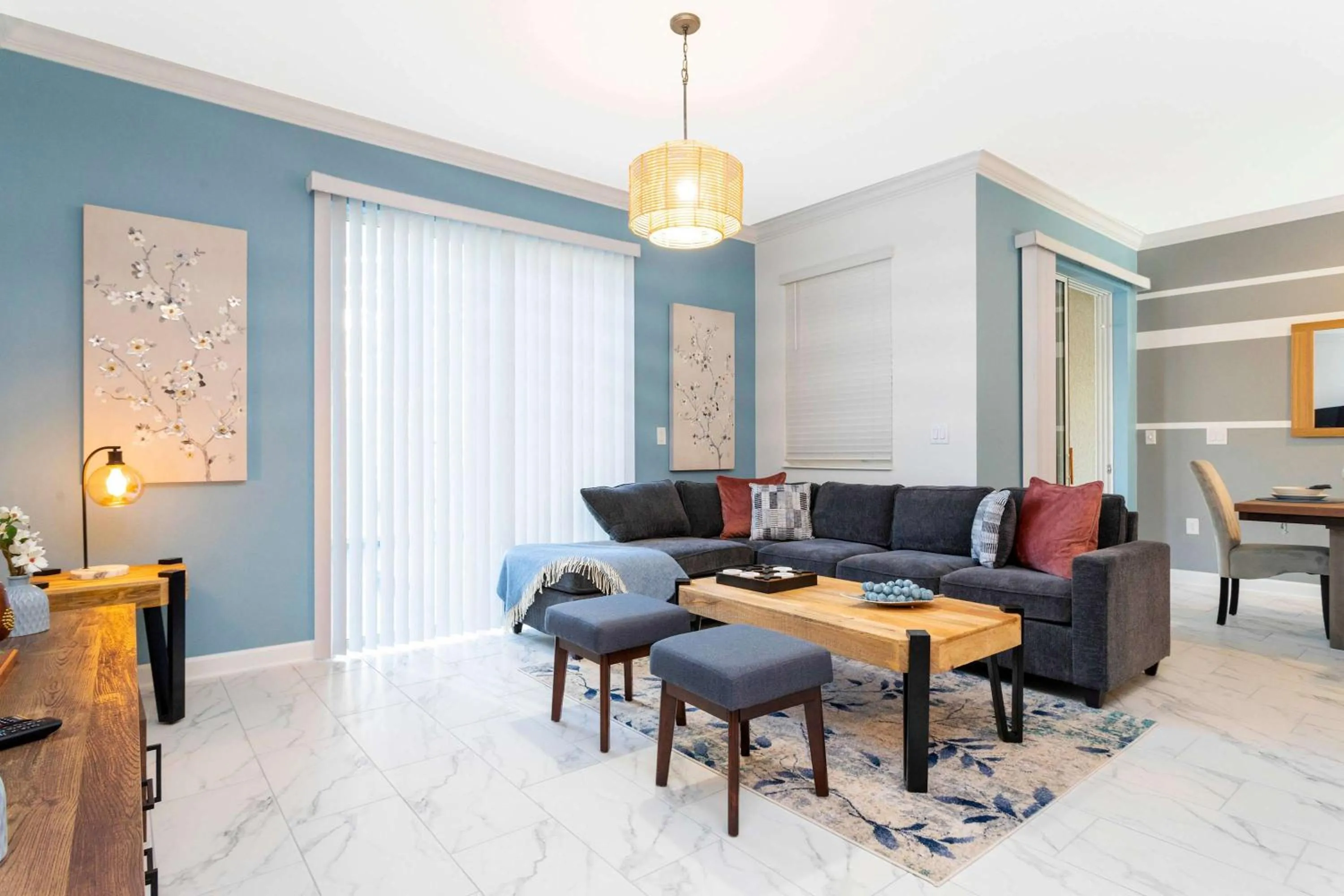 Splendid 4 Bd w/ Pool Close to Disney @ Champions Gate 1006