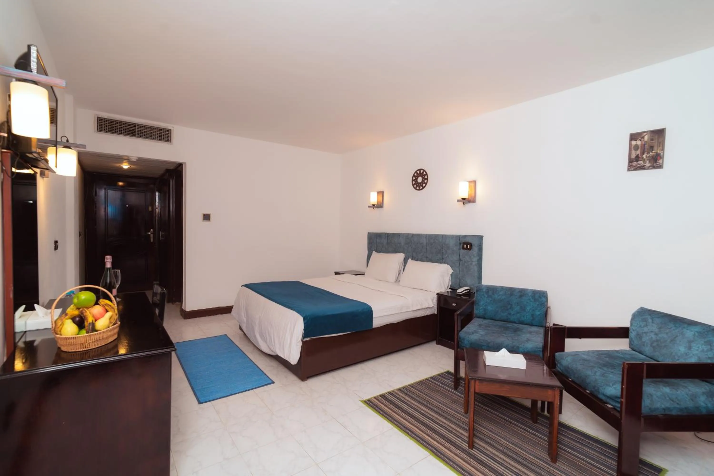 Photo of the whole room, Bed in El Khan Sharm Hotel