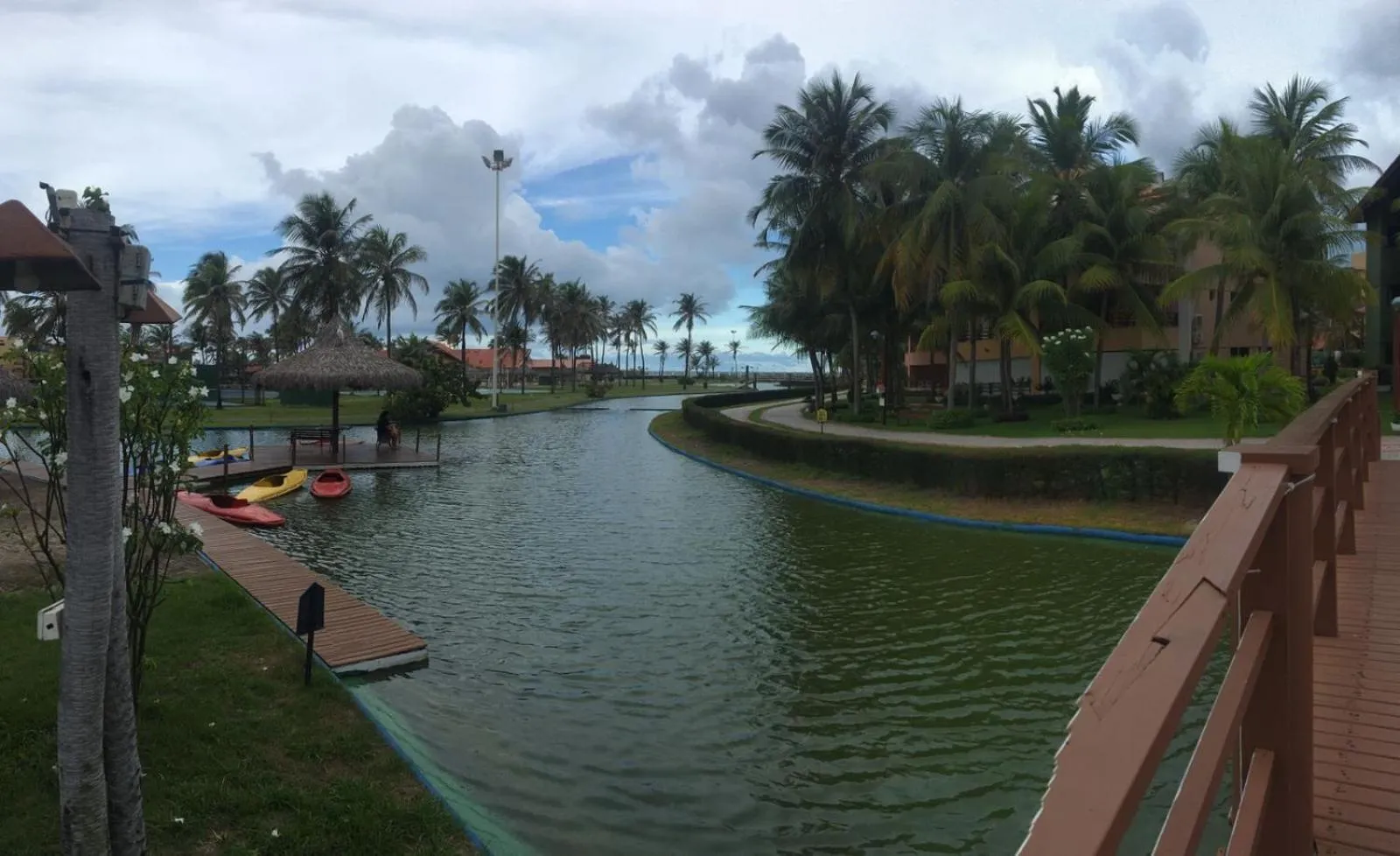 Lake view in Apartamento Aquaville Pé na areia e Água coco