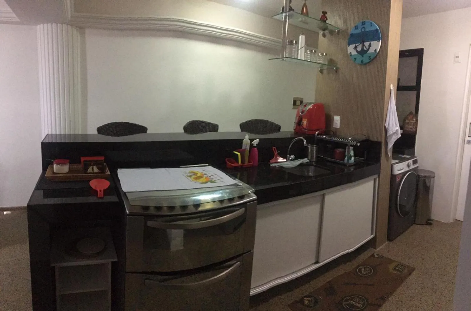 Communal kitchen in Apartamento Aquaville Pé na areia e Água coco
