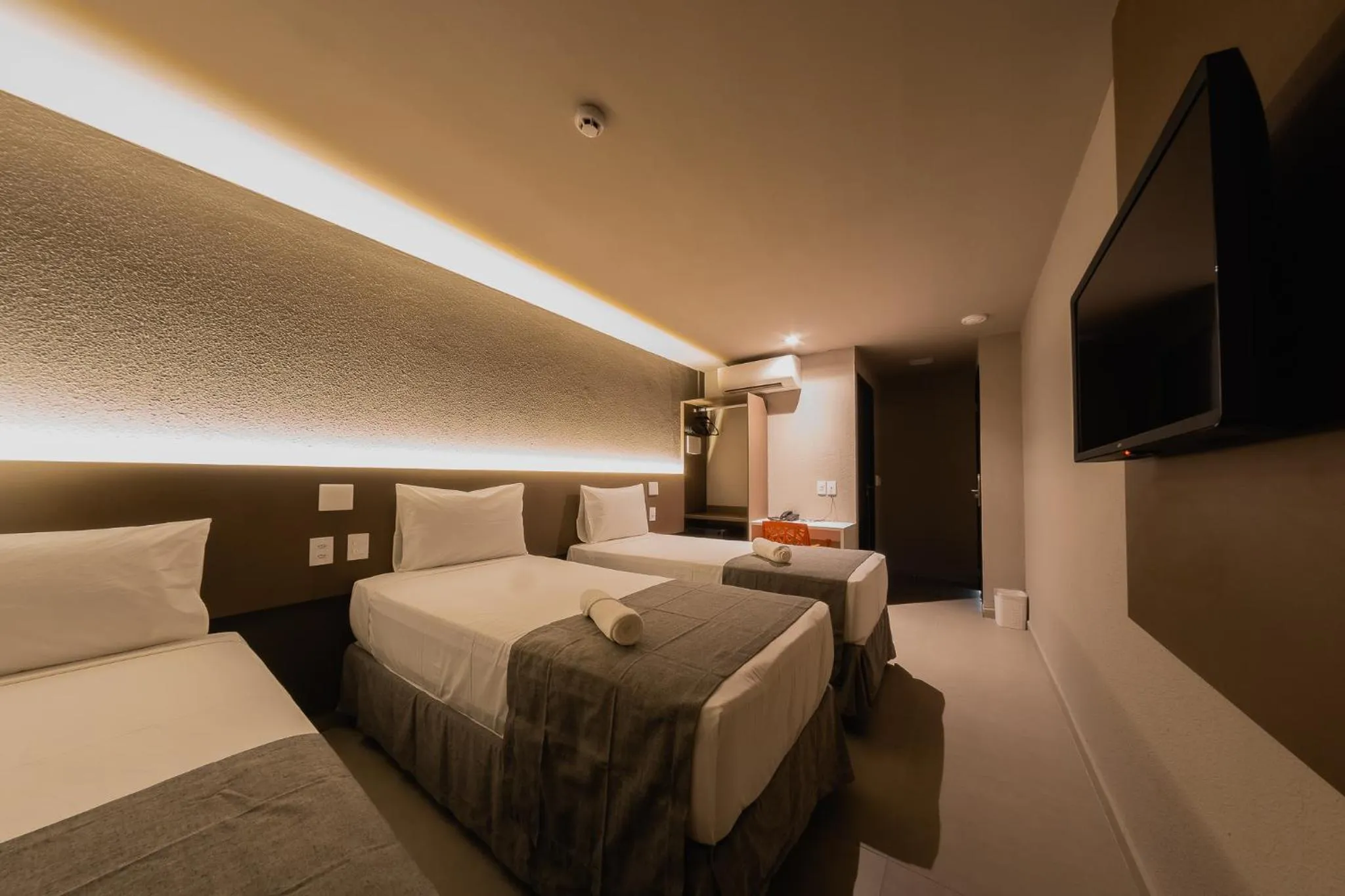 Bedroom, Bed in Saint Patrick Grand Hotel