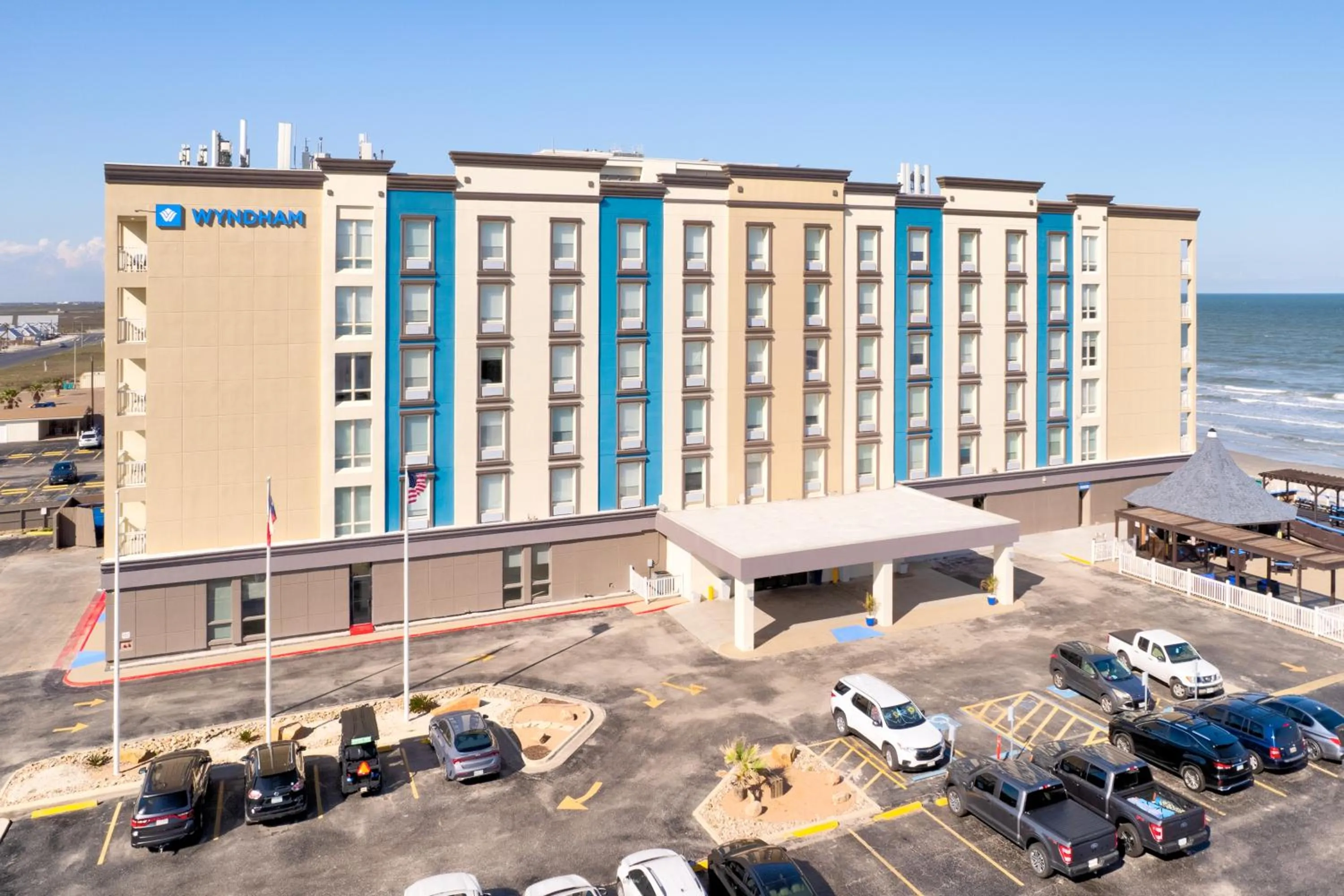 Property building in Wyndham Corpus Christi Resort North Padre Island